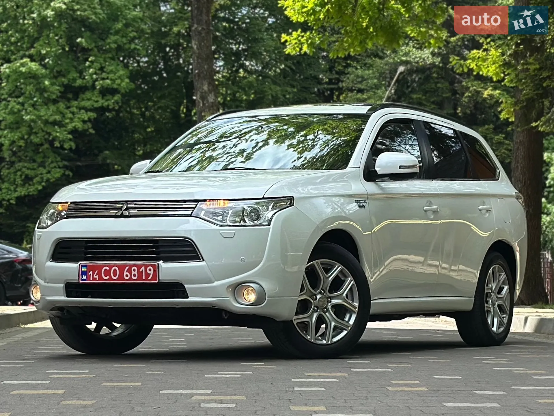 2015 Mitsubishi Outlander - мініатюра 18