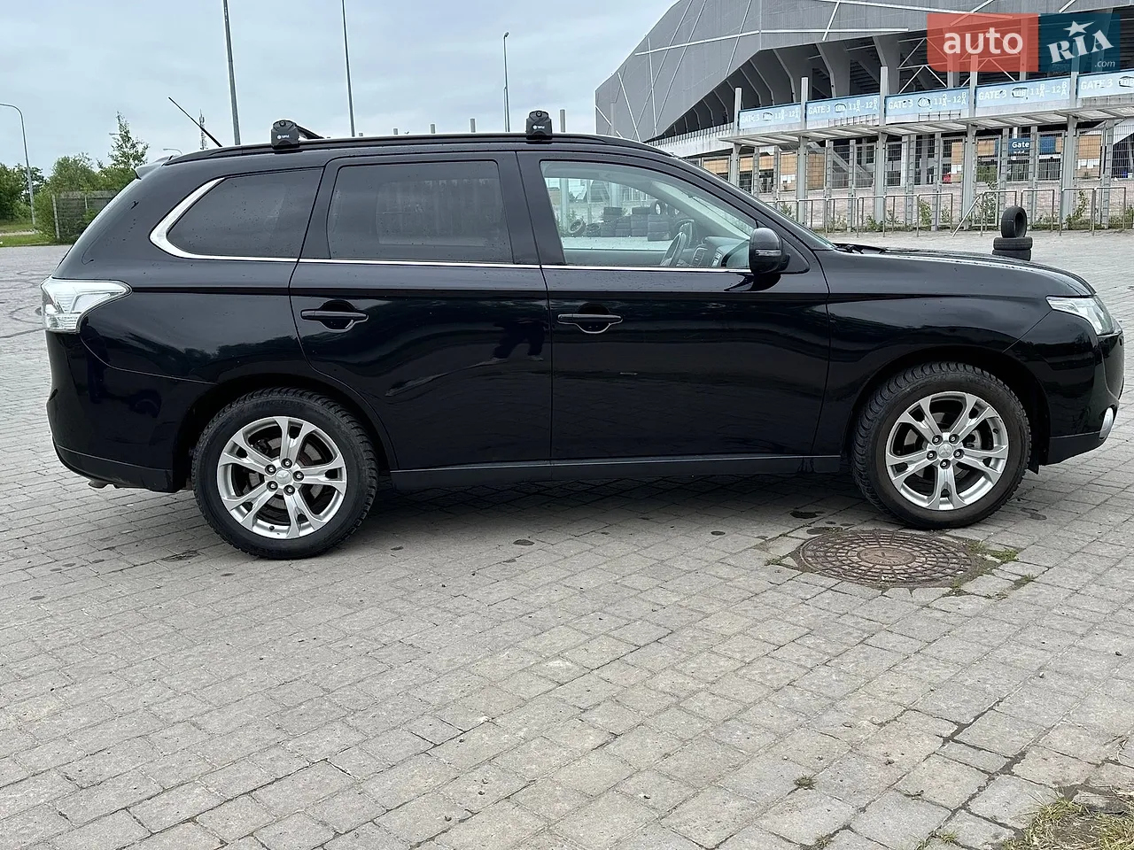 2013 Mitsubishi Outlander - мініатюра 14