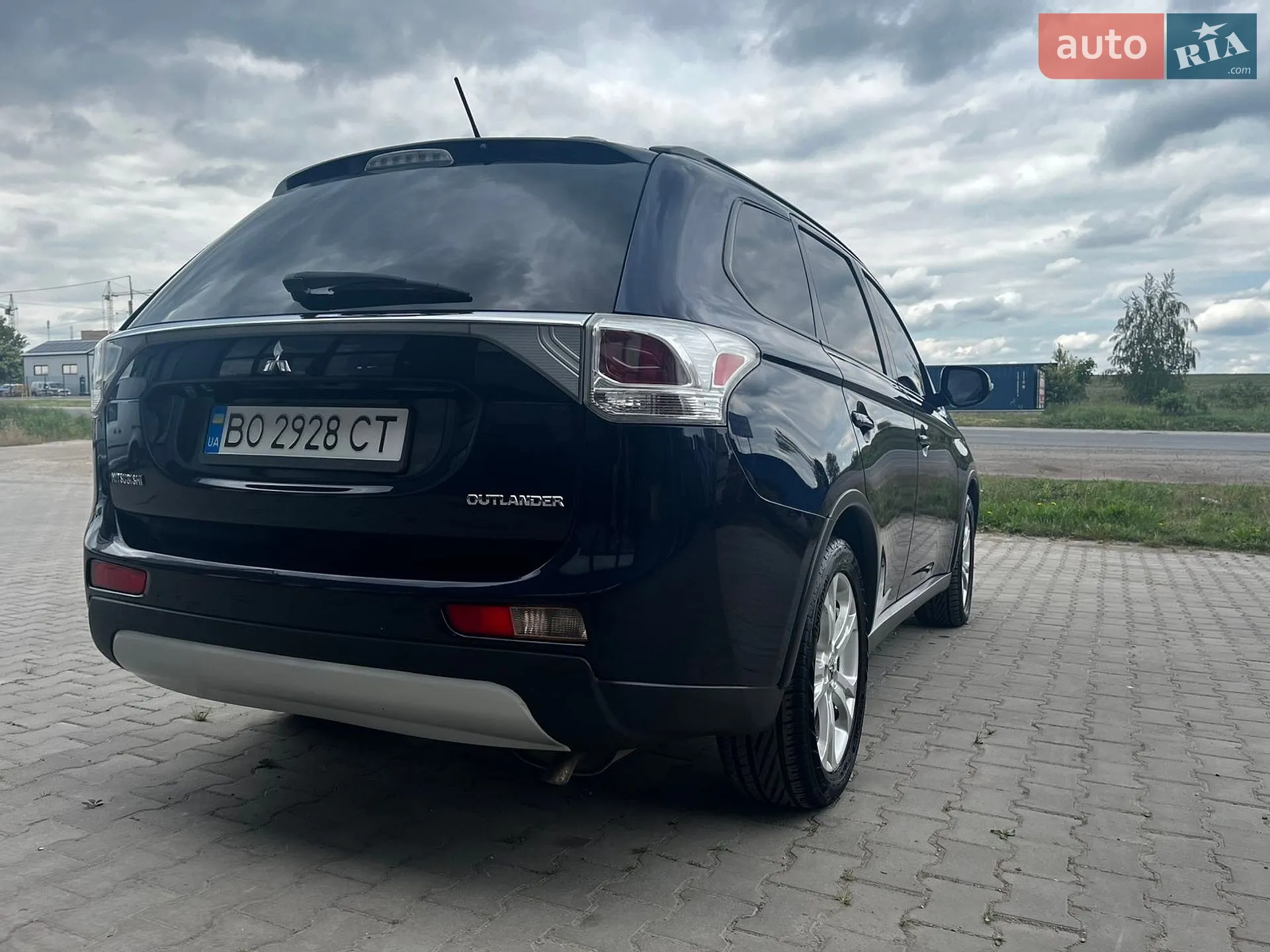 2014 Mitsubishi Outlander - мініатюра 9