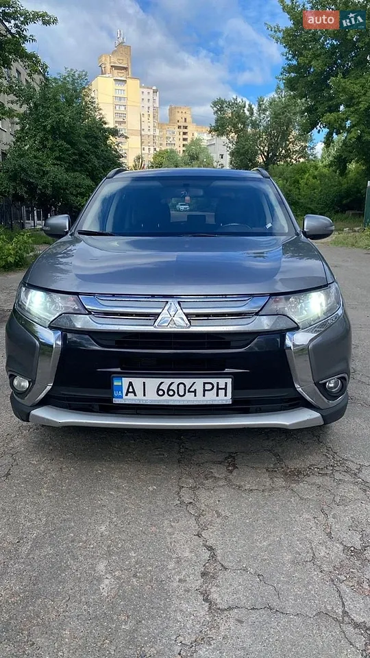 2017 Mitsubishi Outlander - мініатюра 35