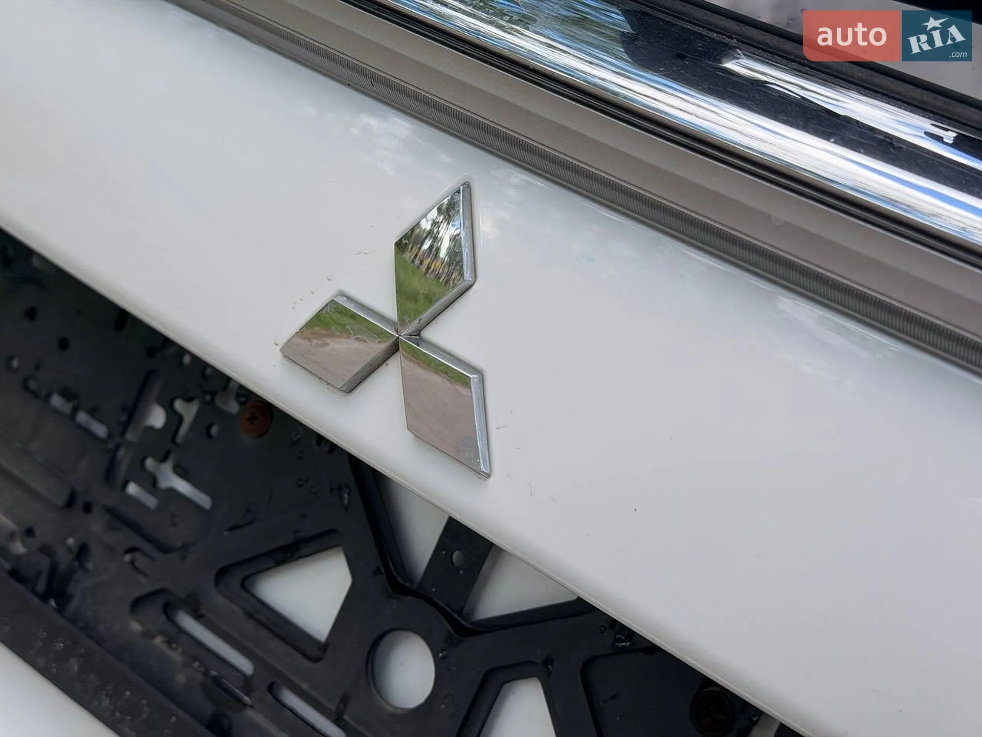 2014 Mitsubishi Outlander - мініатюра 16