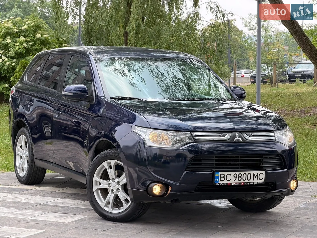 2012 Mitsubishi Outlander - мініатюра 9