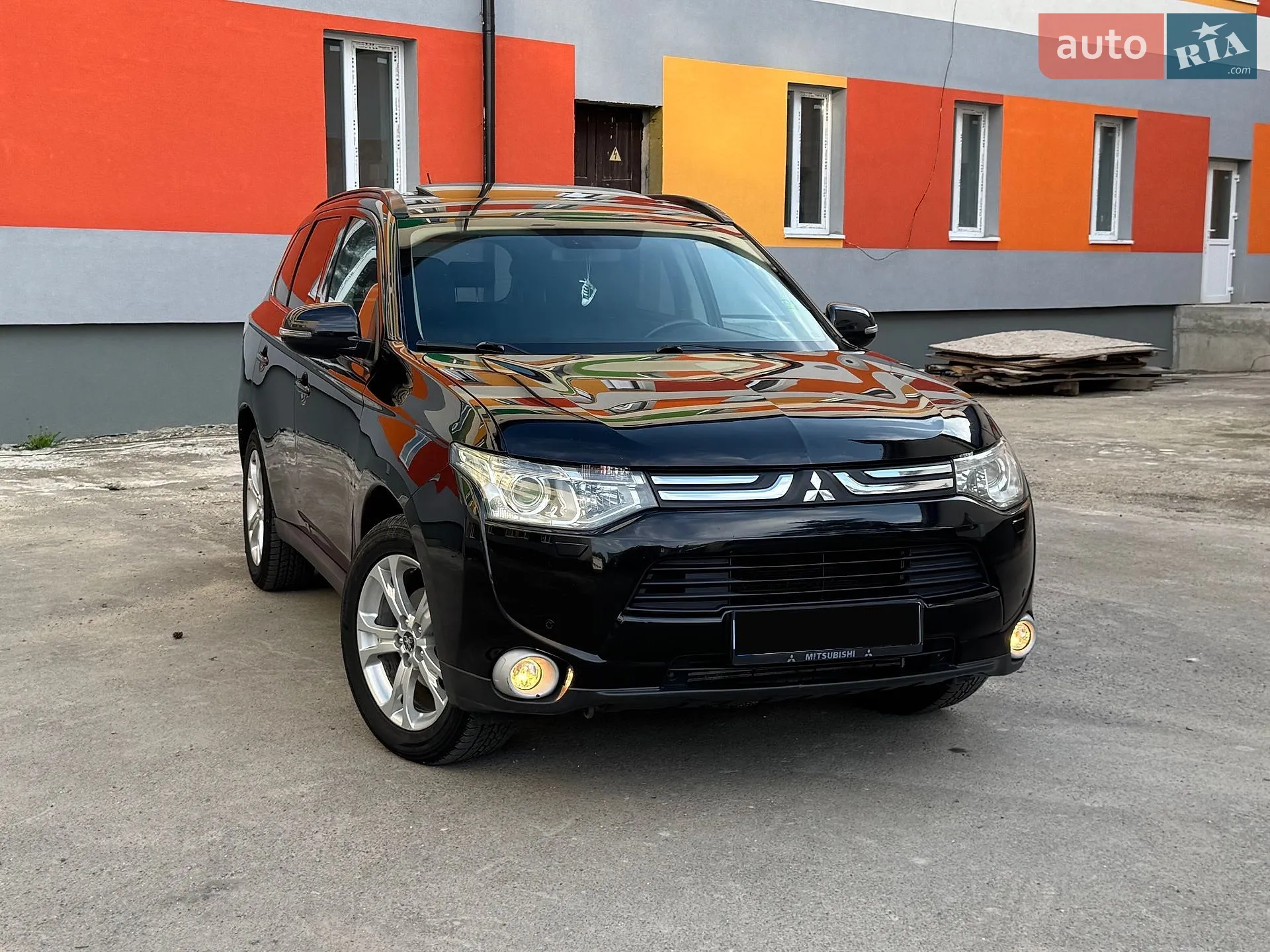2012 Mitsubishi Outlander - фото 1