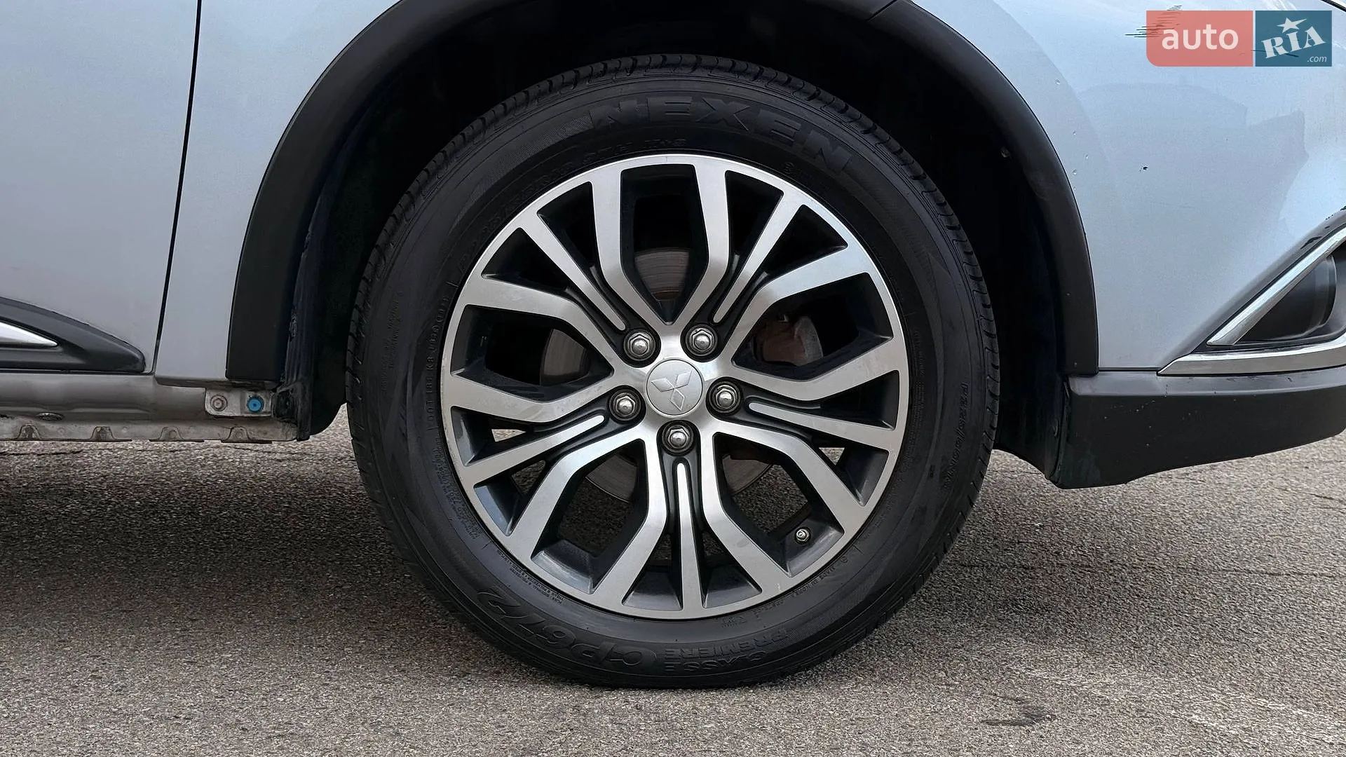2017 Mitsubishi Outlander - мініатюра 9