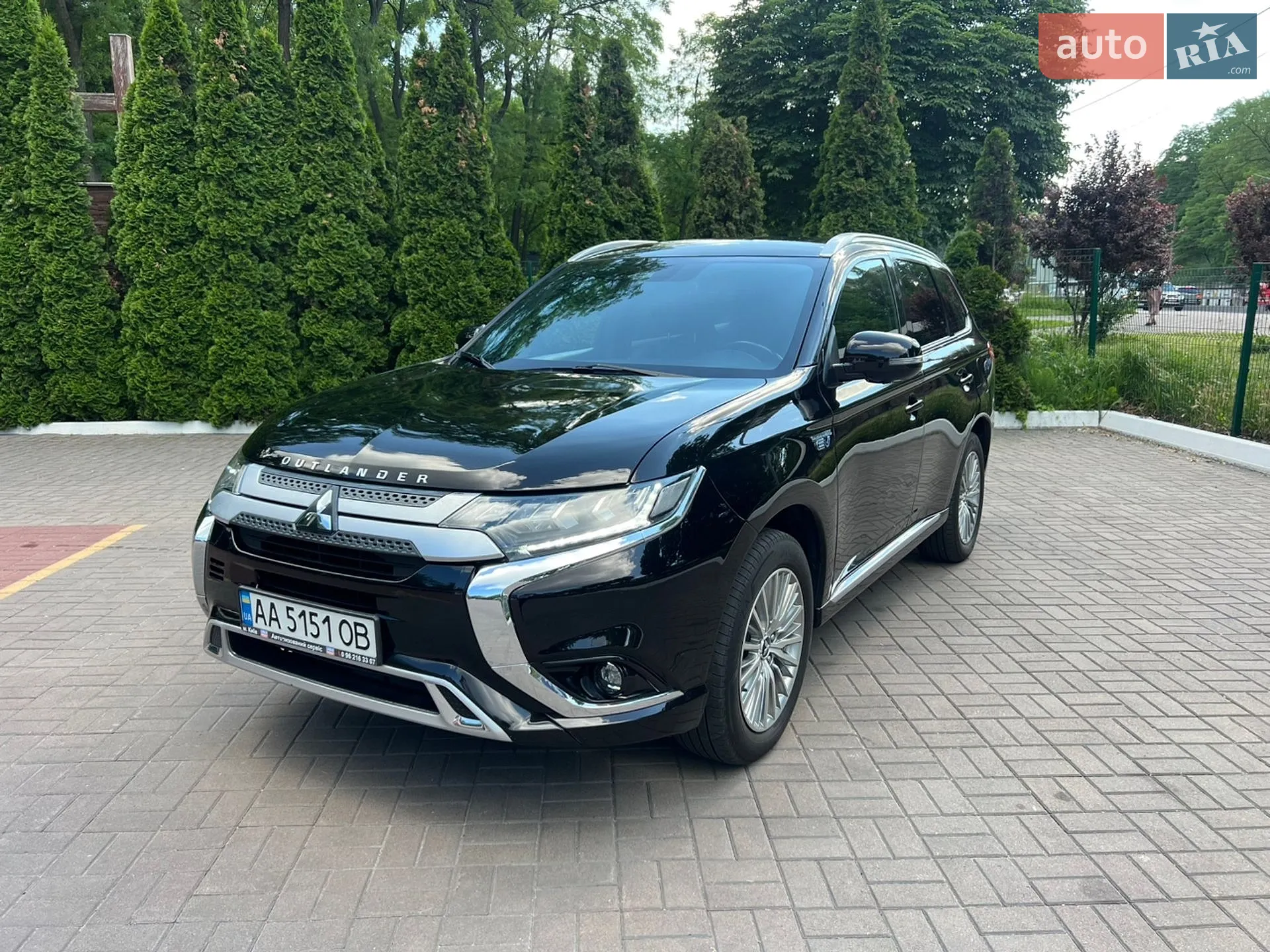 2021 Mitsubishi Outlander - мініатюра 8