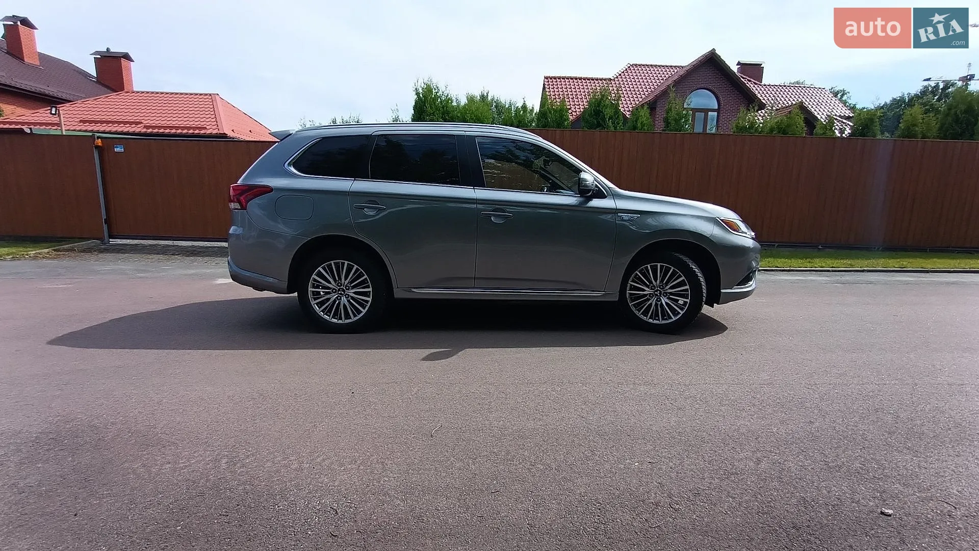 2022 Mitsubishi Outlander - мініатюра 11