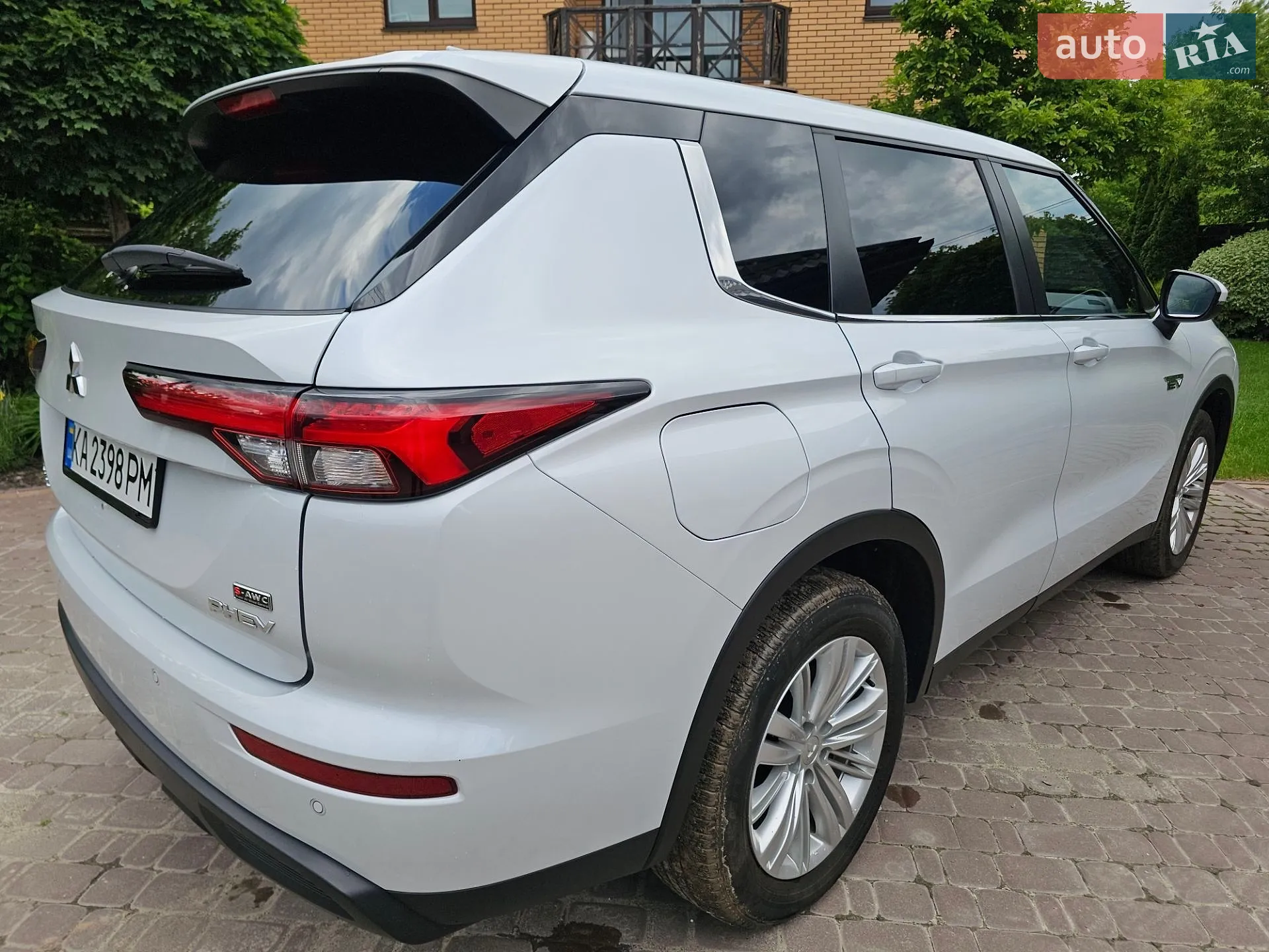 2023 Mitsubishi Outlander - мініатюра 18