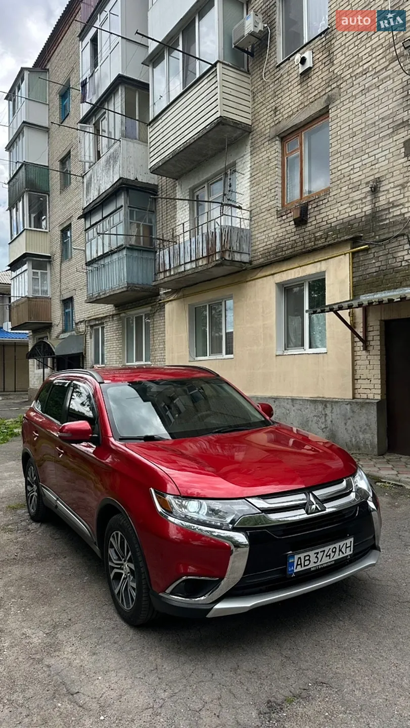 2018 Mitsubishi Outlander - мініатюра 3