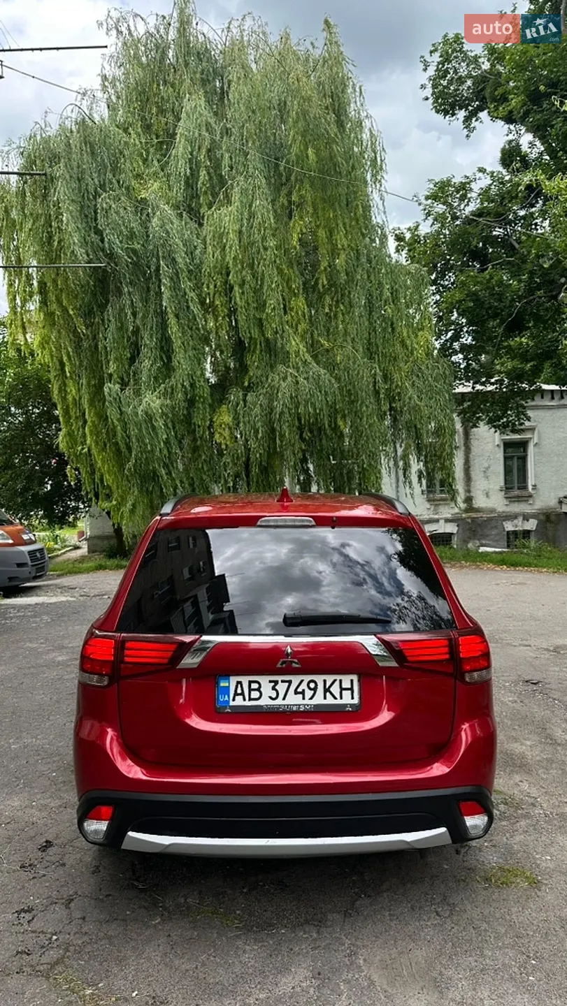 2018 Mitsubishi Outlander - мініатюра 5