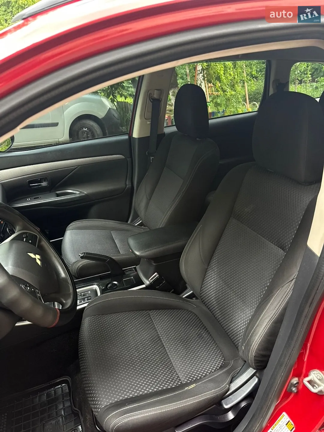 2018 Mitsubishi Outlander - мініатюра 39