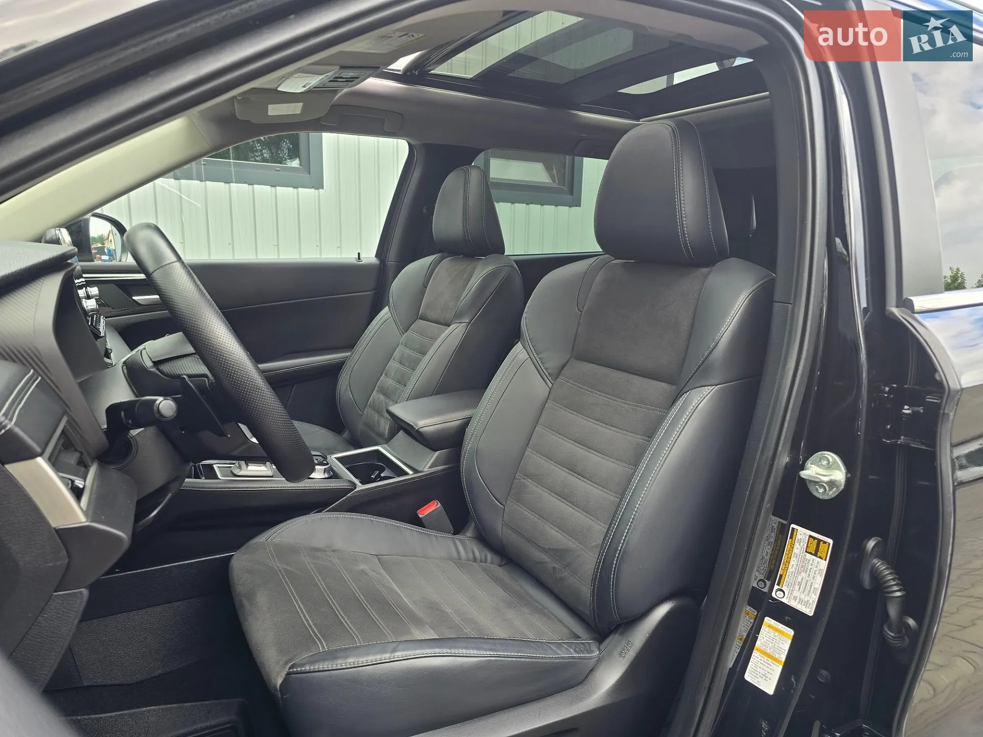 2022 Mitsubishi Outlander - мініатюра 71