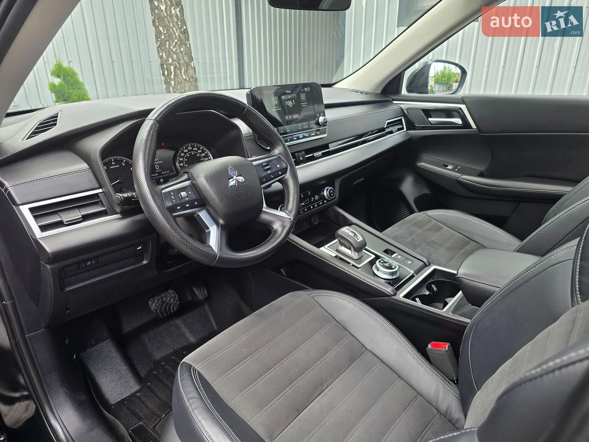 2022 Mitsubishi Outlander - мініатюра 74