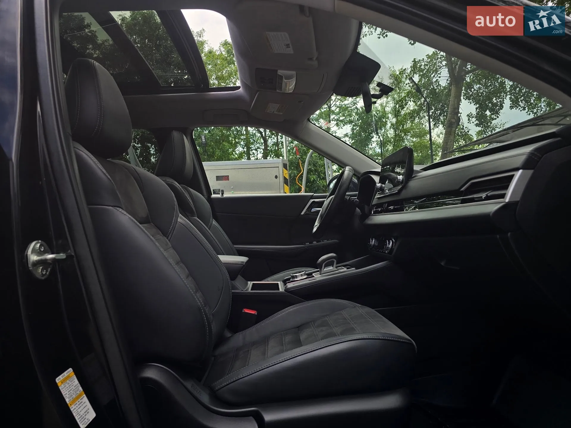 2022 Mitsubishi Outlander - мініатюра 89