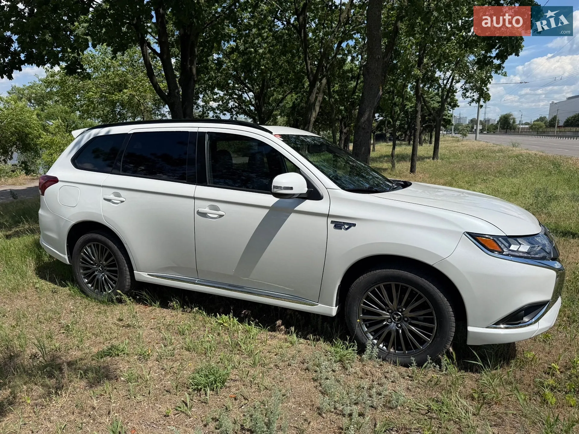 2022 Mitsubishi Outlander - мініатюра 7