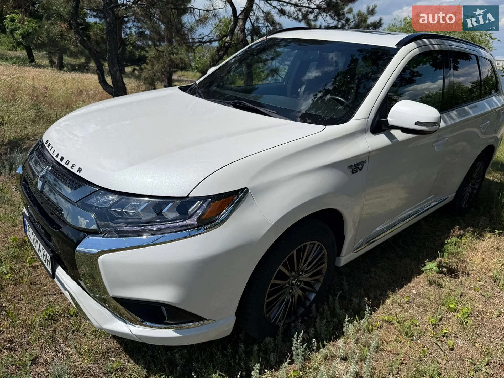2022 Mitsubishi Outlander - мініатюра 8