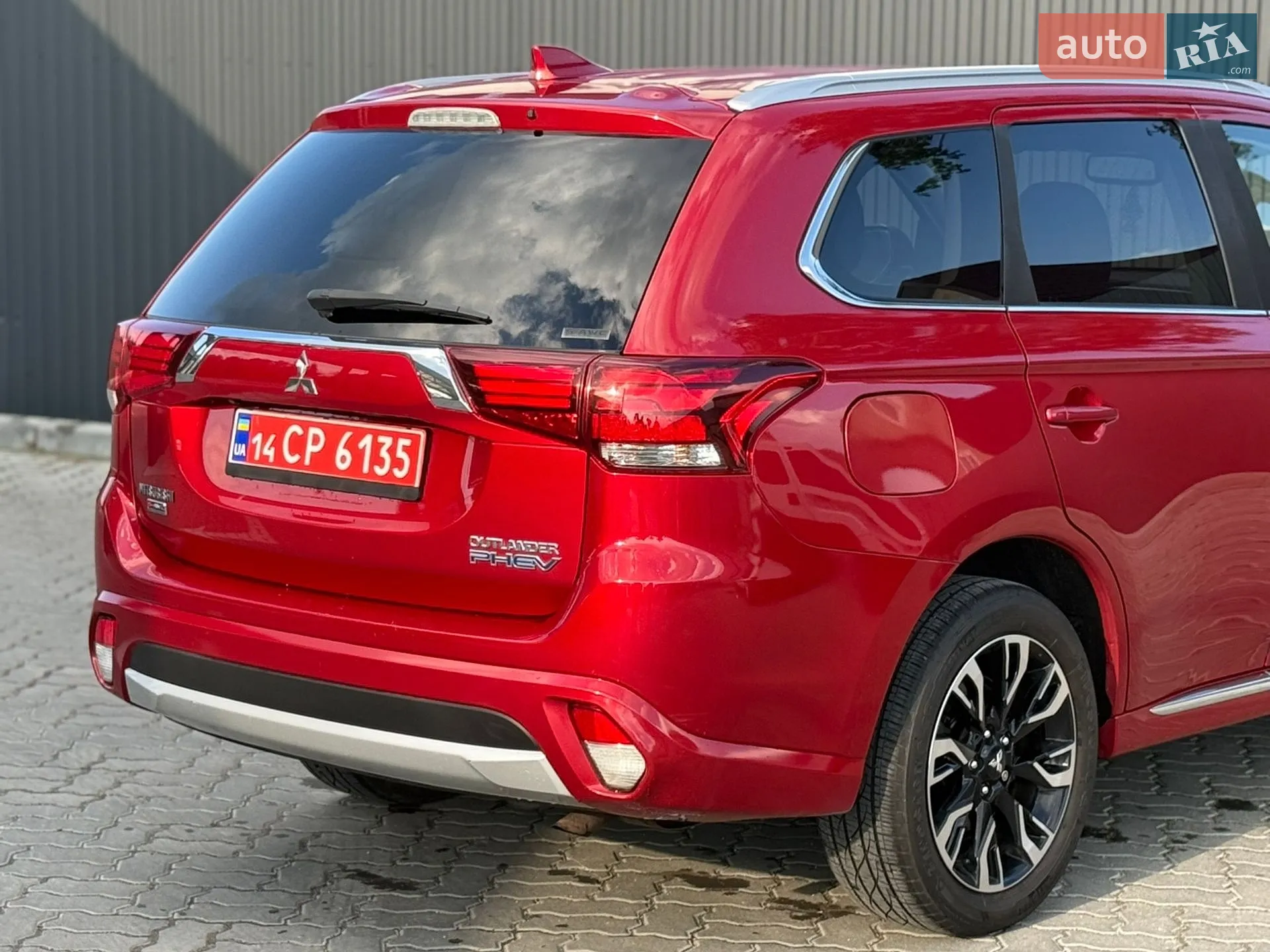 2018 Mitsubishi Outlander - мініатюра 23