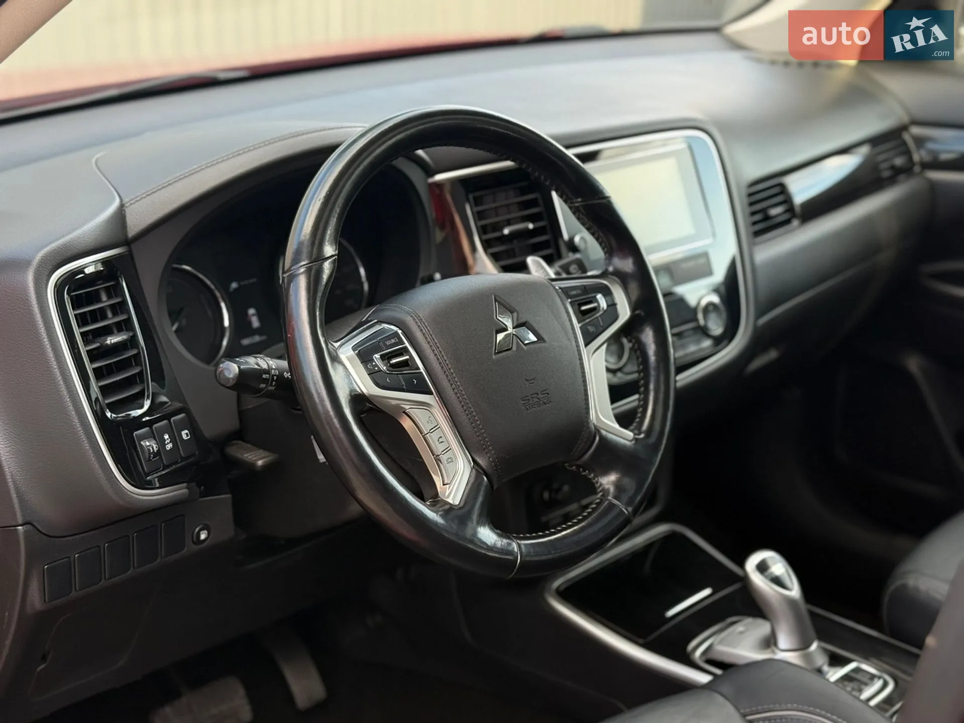 2018 Mitsubishi Outlander - мініатюра 26
