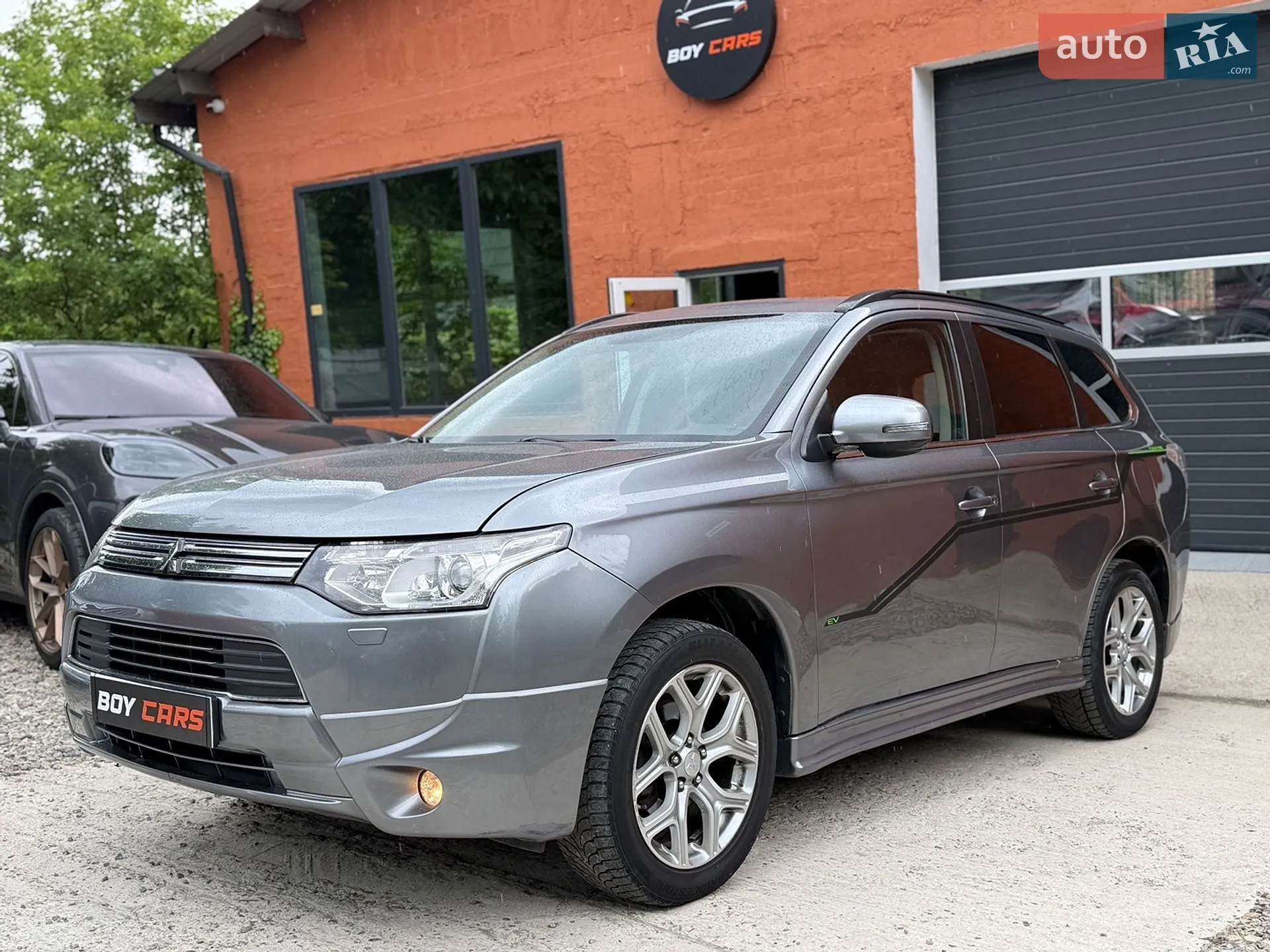 2014 Mitsubishi Outlander - мініатюра 3