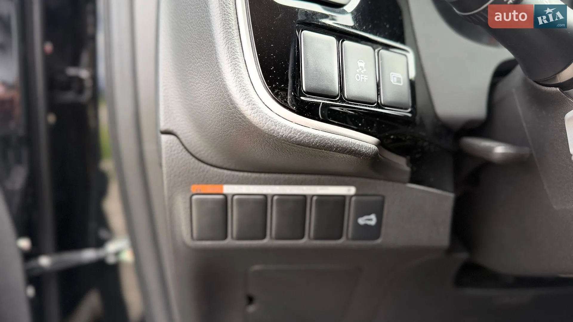 2018 Mitsubishi Outlander - мініатюра 25