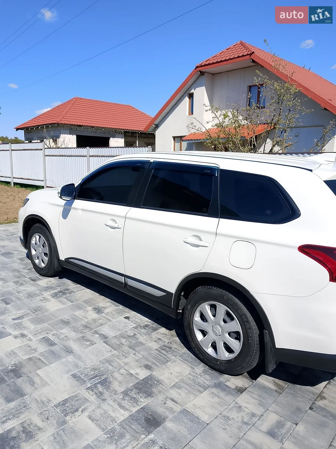 2021 Mitsubishi Outlander - мініатюра 8