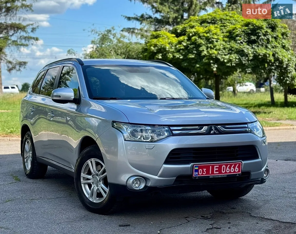 2013 Mitsubishi Outlander - мініатюра 39