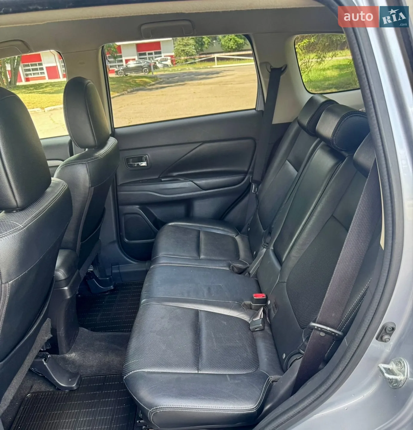 2013 Mitsubishi Outlander - мініатюра 32