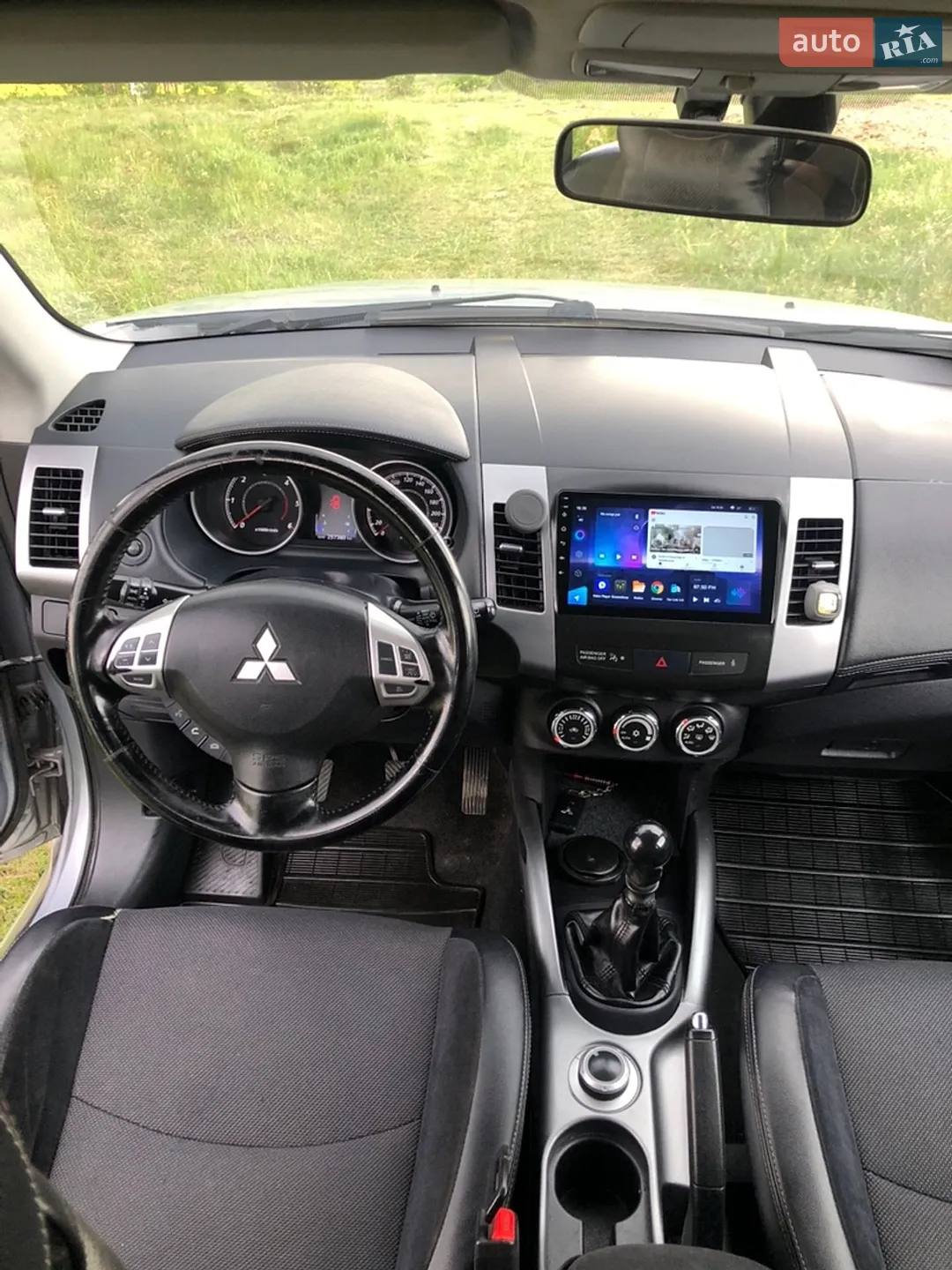 2010 Mitsubishi Outlander - мініатюра 8