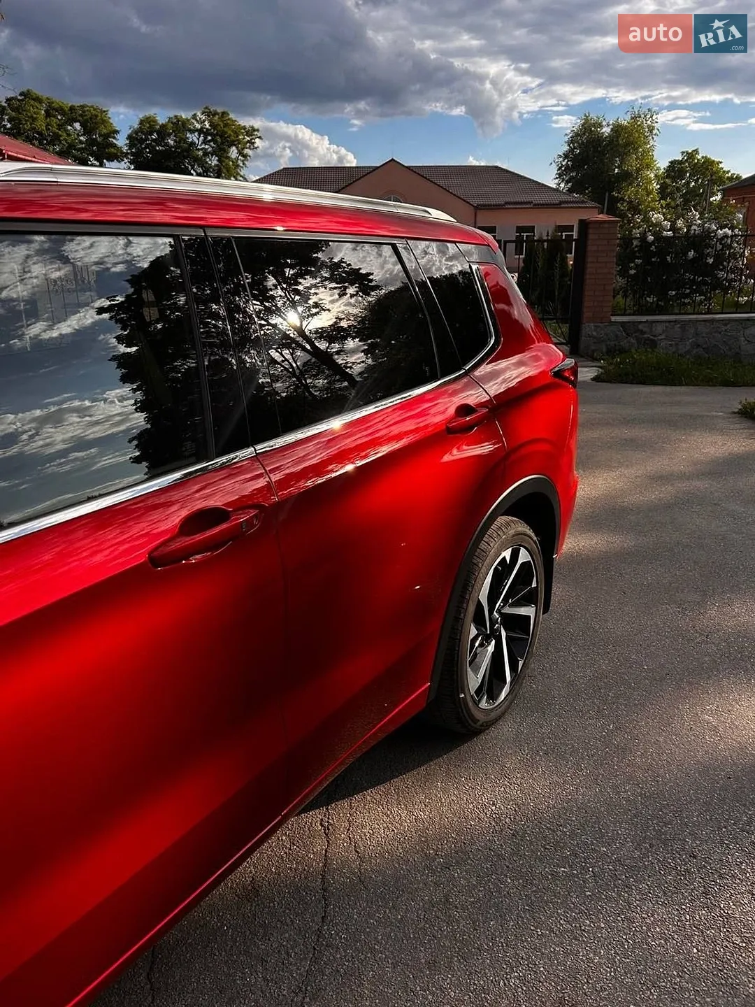 2024 Mitsubishi Outlander - мініатюра 38