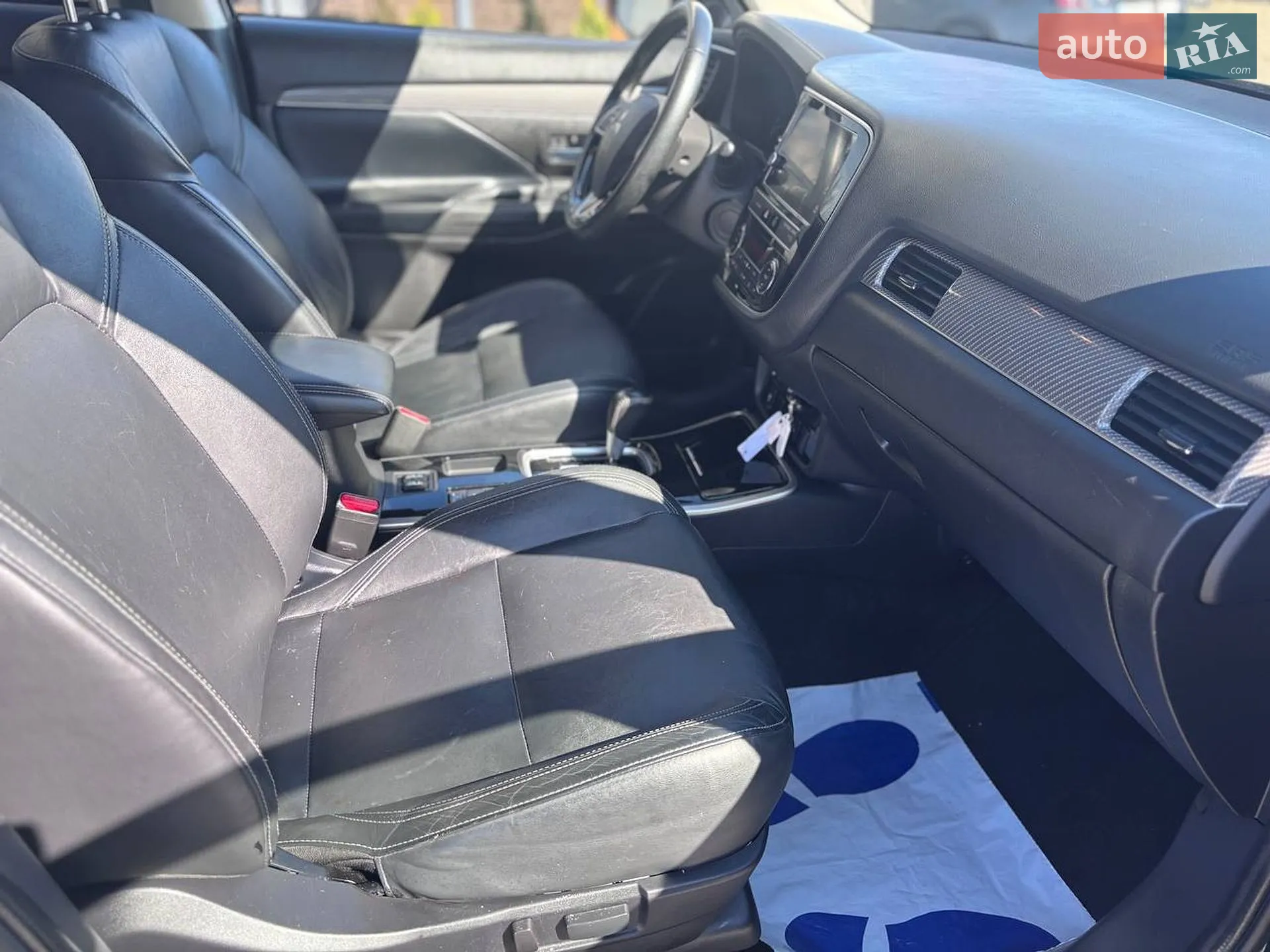 2018 Mitsubishi Outlander - мініатюра 32
