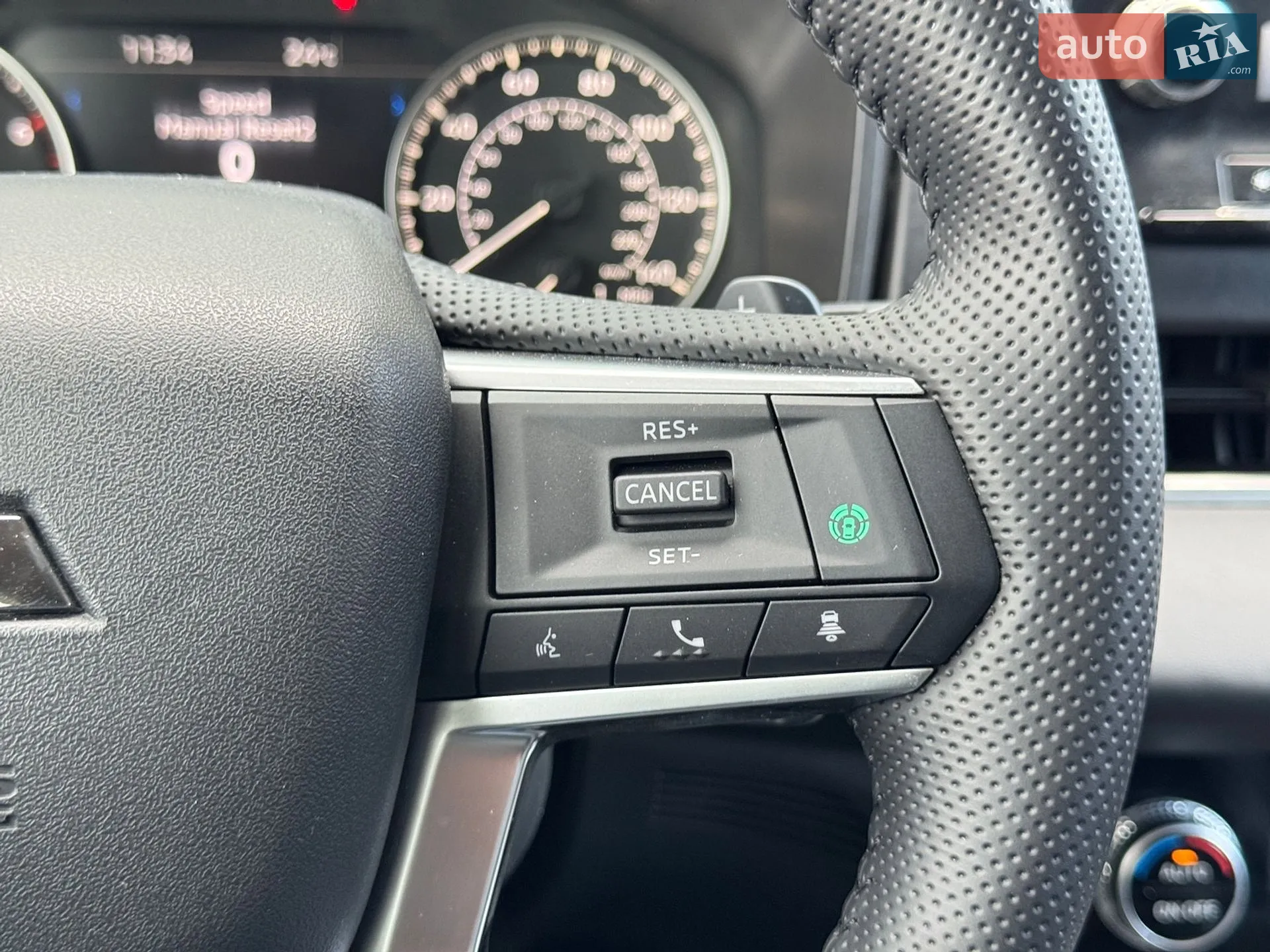 2023 Mitsubishi Outlander - мініатюра 23