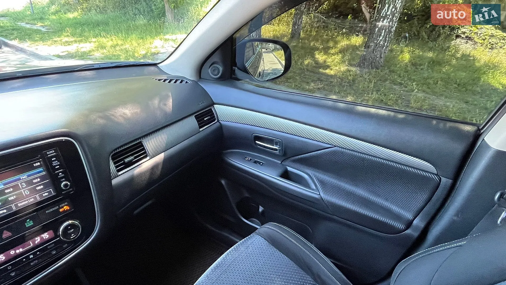 2015 Mitsubishi Outlander - мініатюра 30