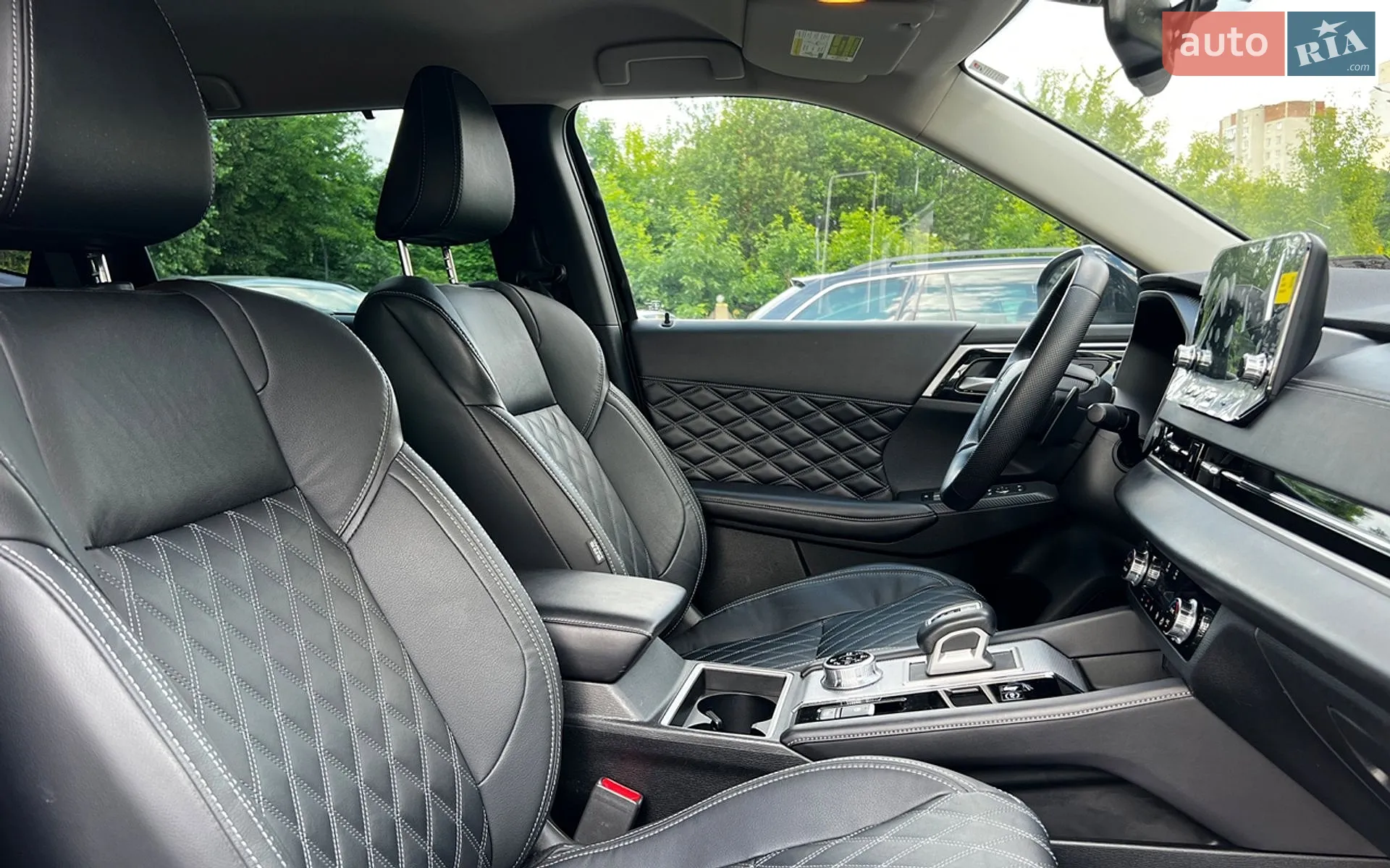 2023 Mitsubishi Outlander - мініатюра 25