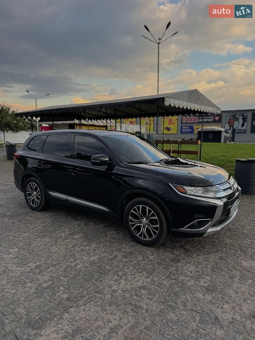 2016 Mitsubishi Outlander - мініатюра 5