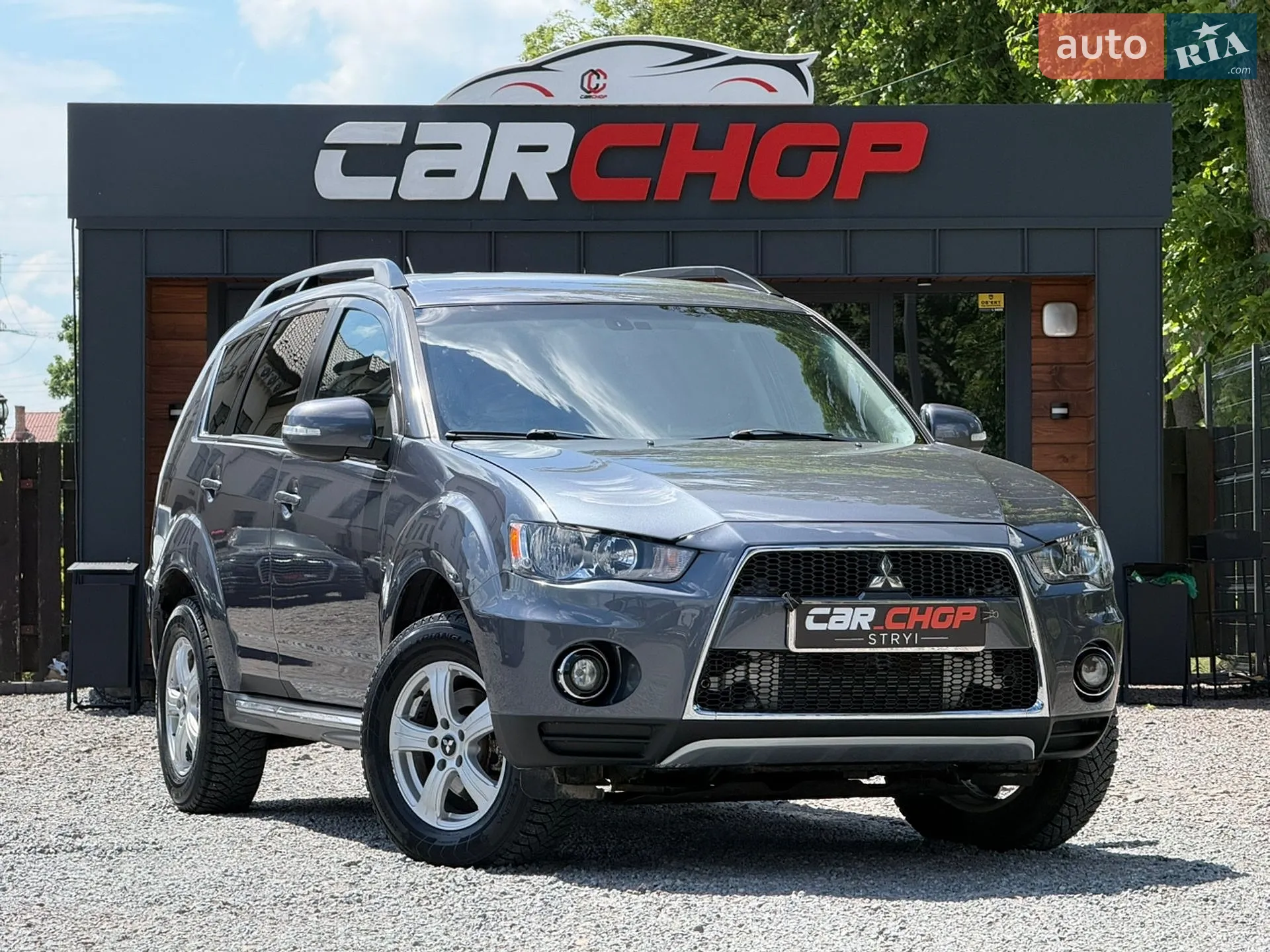 2012 Mitsubishi Outlander - фото 1