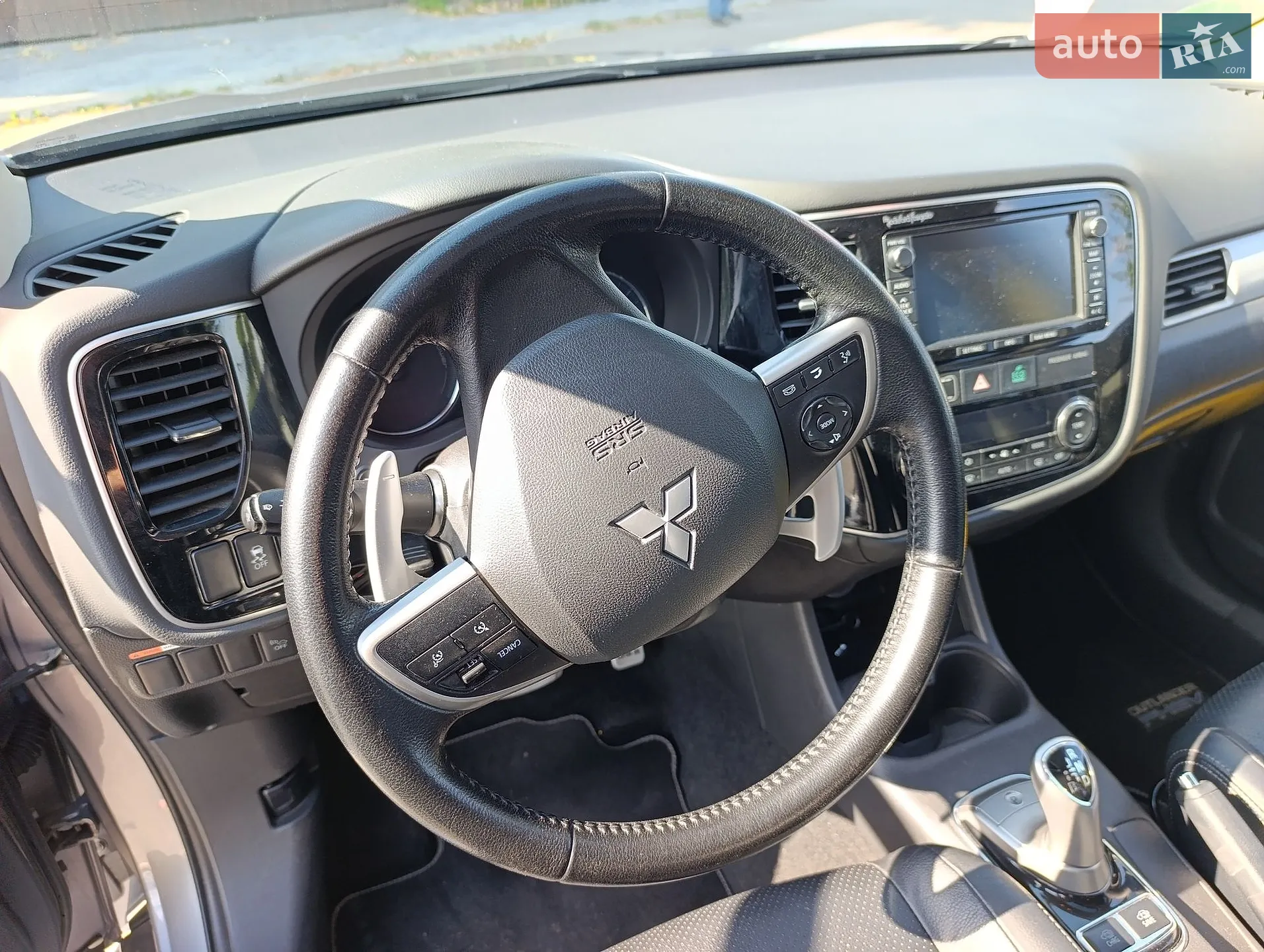2013 Mitsubishi Outlander - мініатюра 14