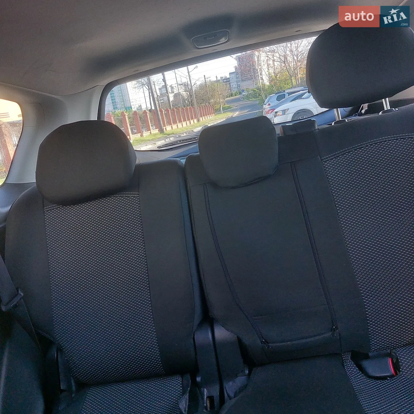 2011 Mitsubishi Outlander - мініатюра 12