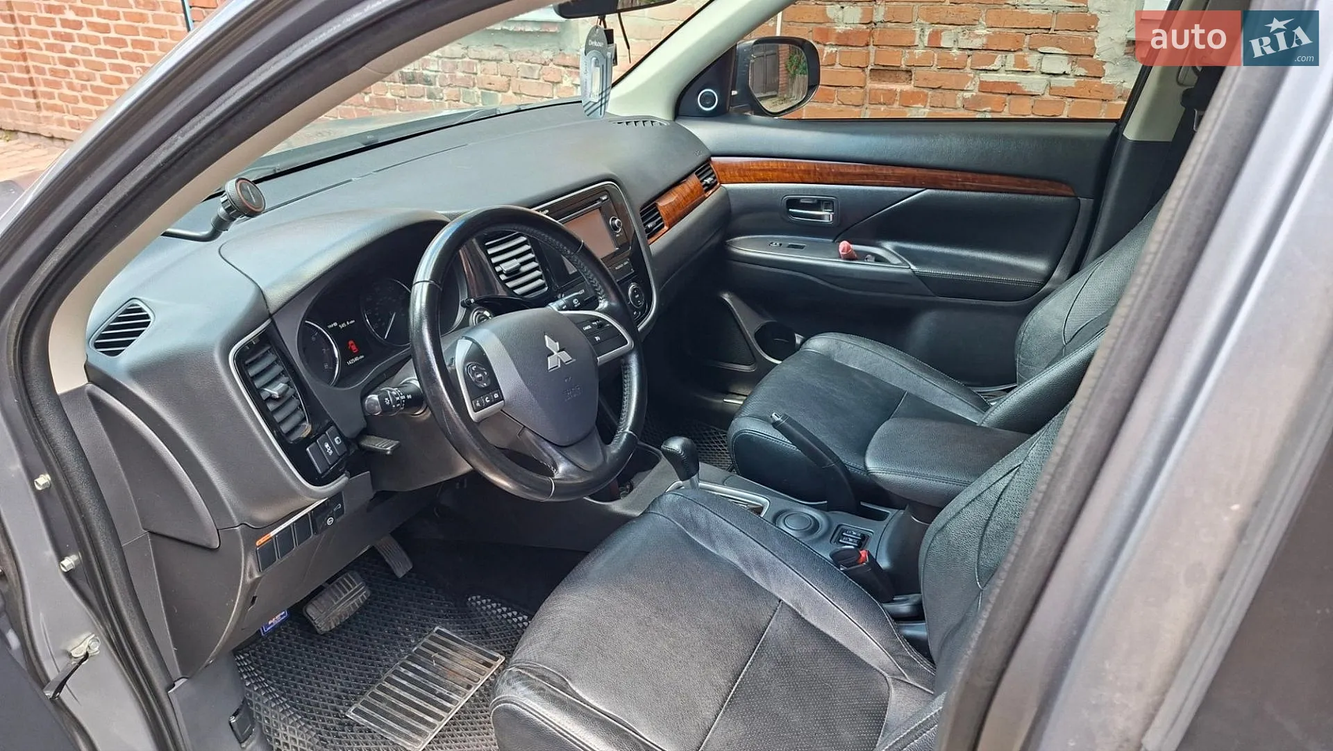 2014 Mitsubishi Outlander - мініатюра 19
