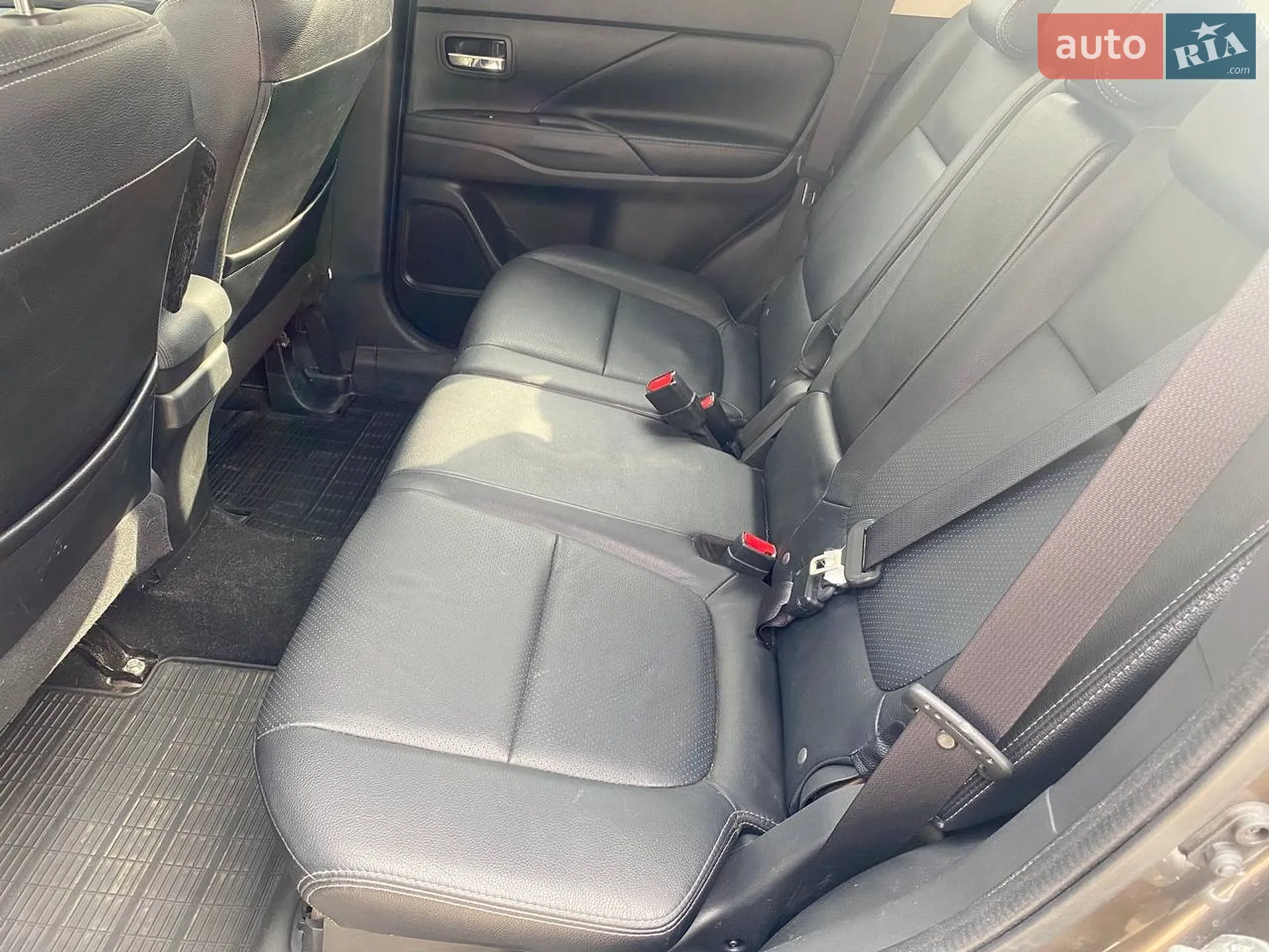 2018 Mitsubishi Outlander - мініатюра 20