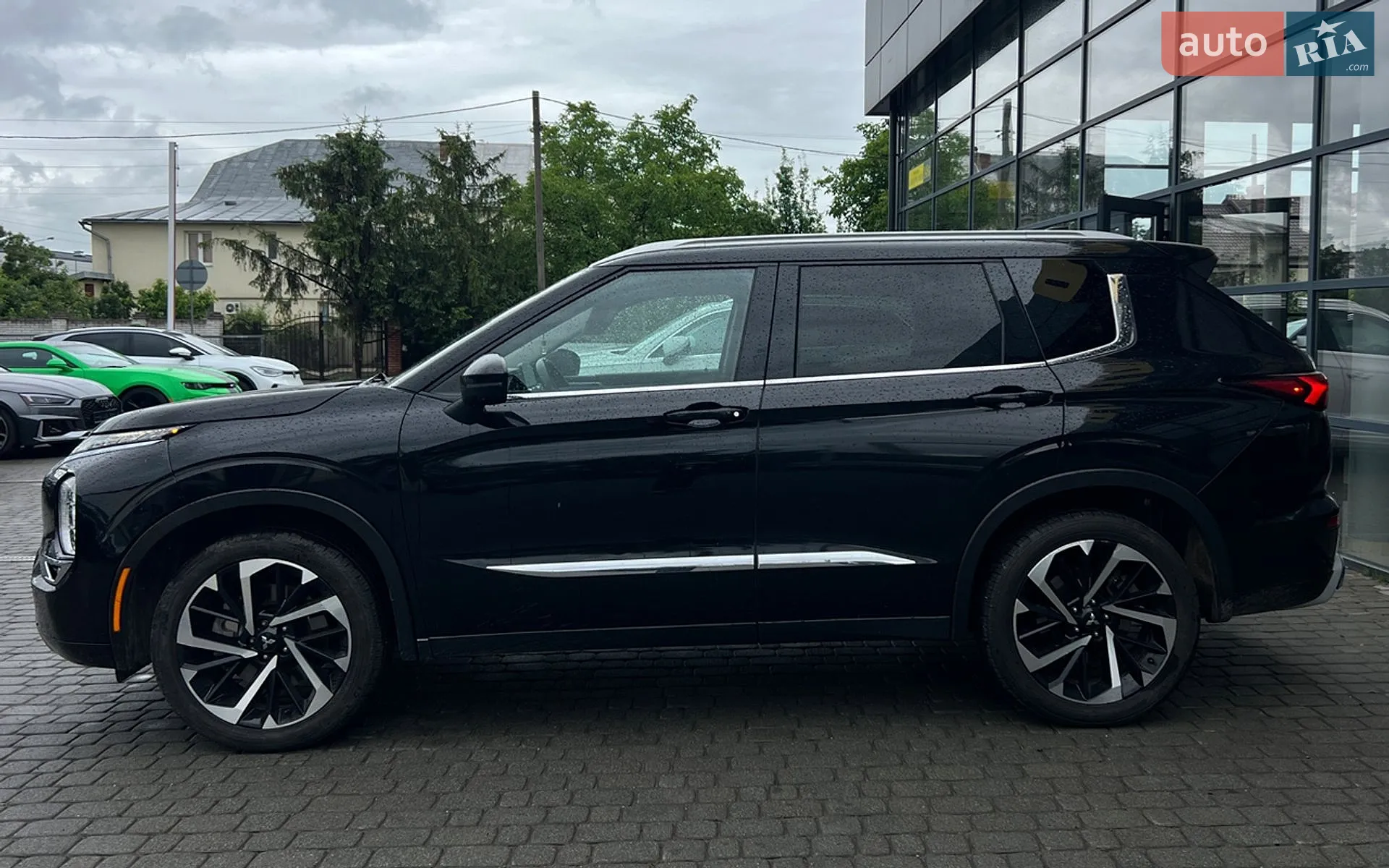 2023 Mitsubishi Outlander - мініатюра 3