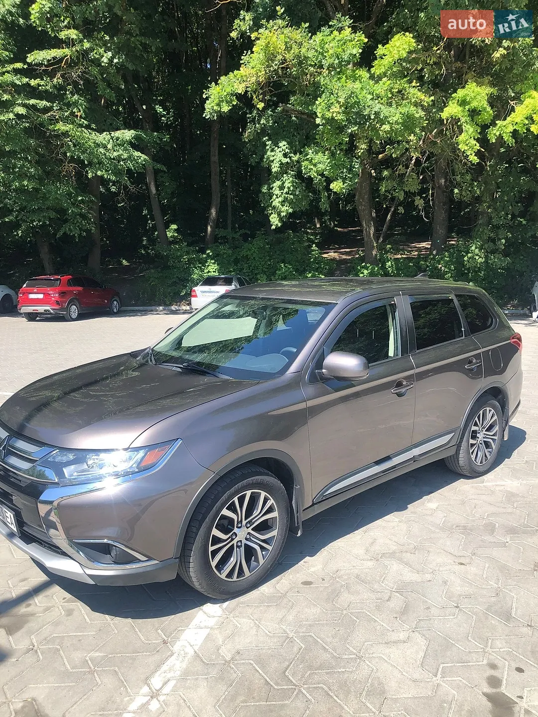 2017 Mitsubishi Outlander - мініатюра 2