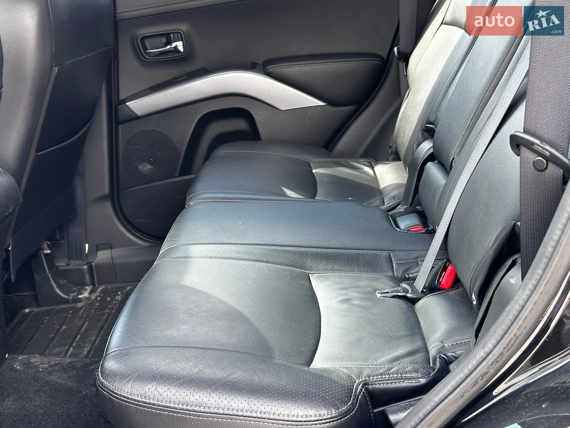 2010 Mitsubishi Outlander - мініатюра 36