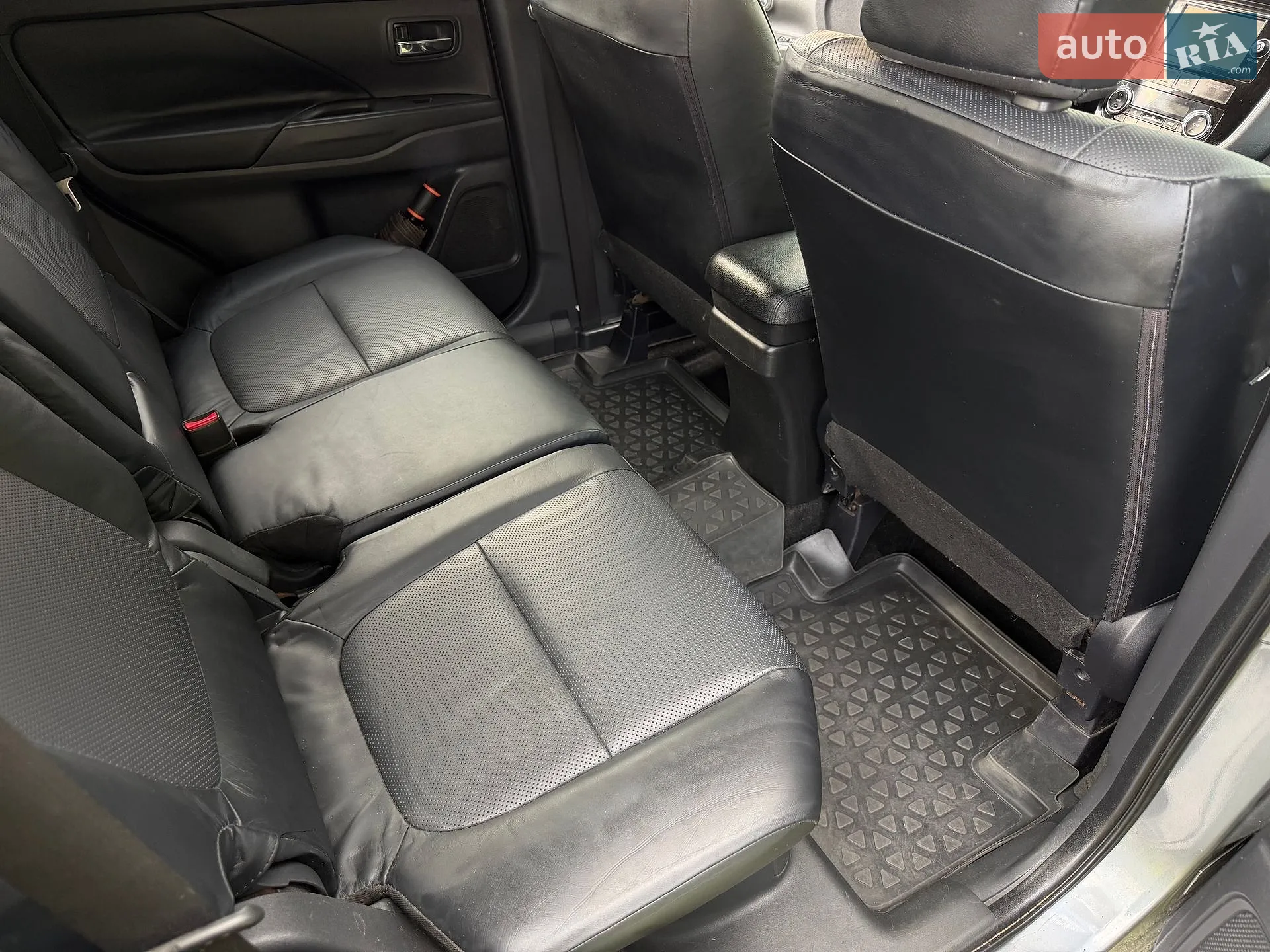 2013 Mitsubishi Outlander - мініатюра 22