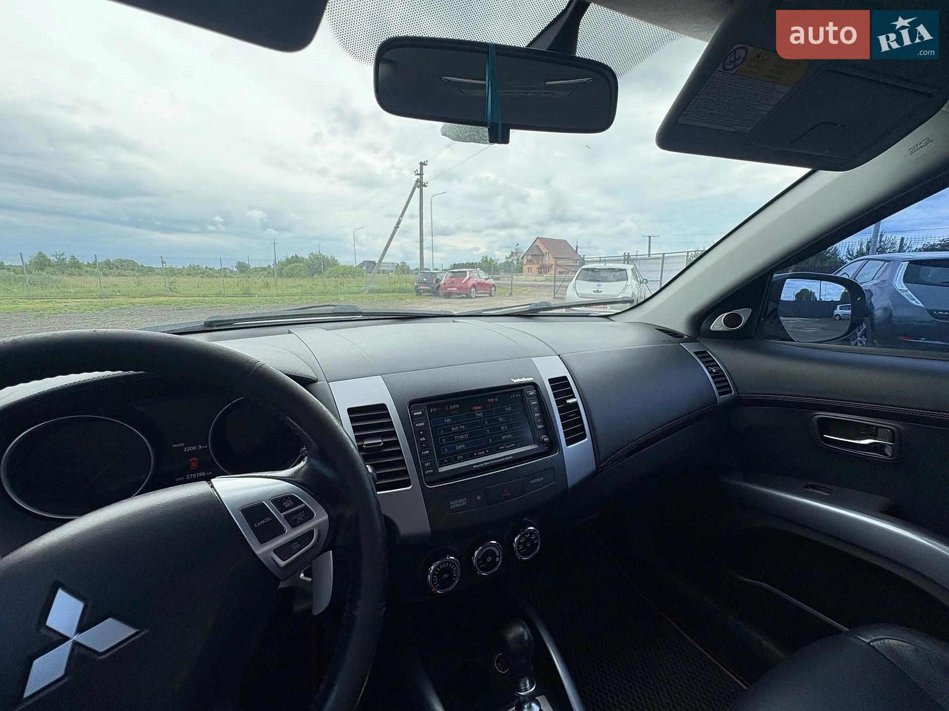 2010 Mitsubishi Outlander - мініатюра 19