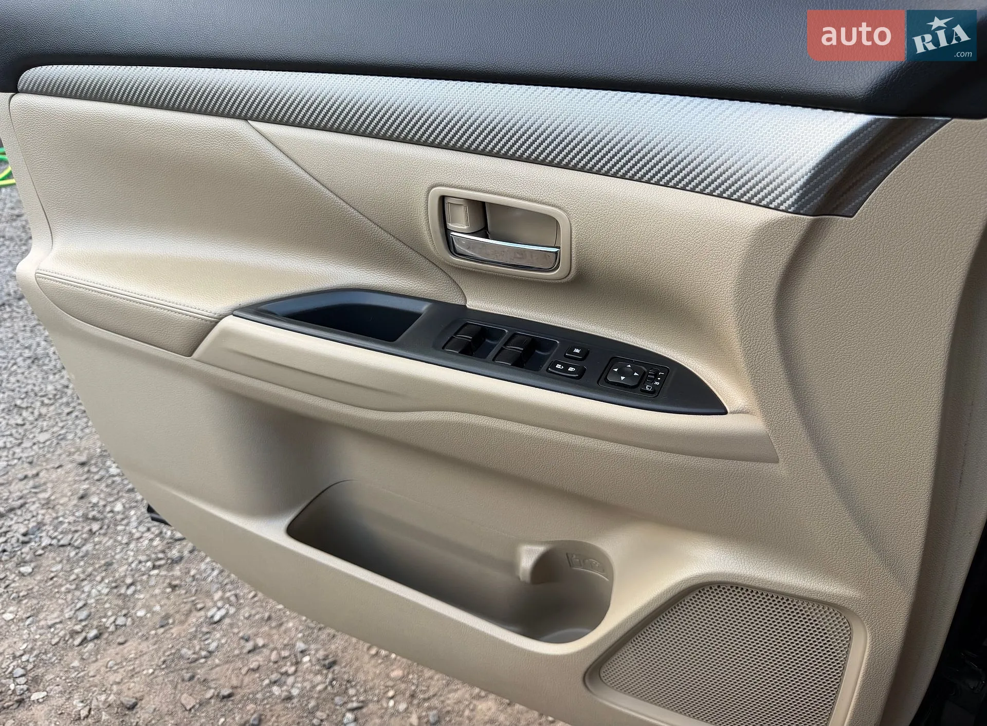 2013 Mitsubishi Outlander - мініатюра 114