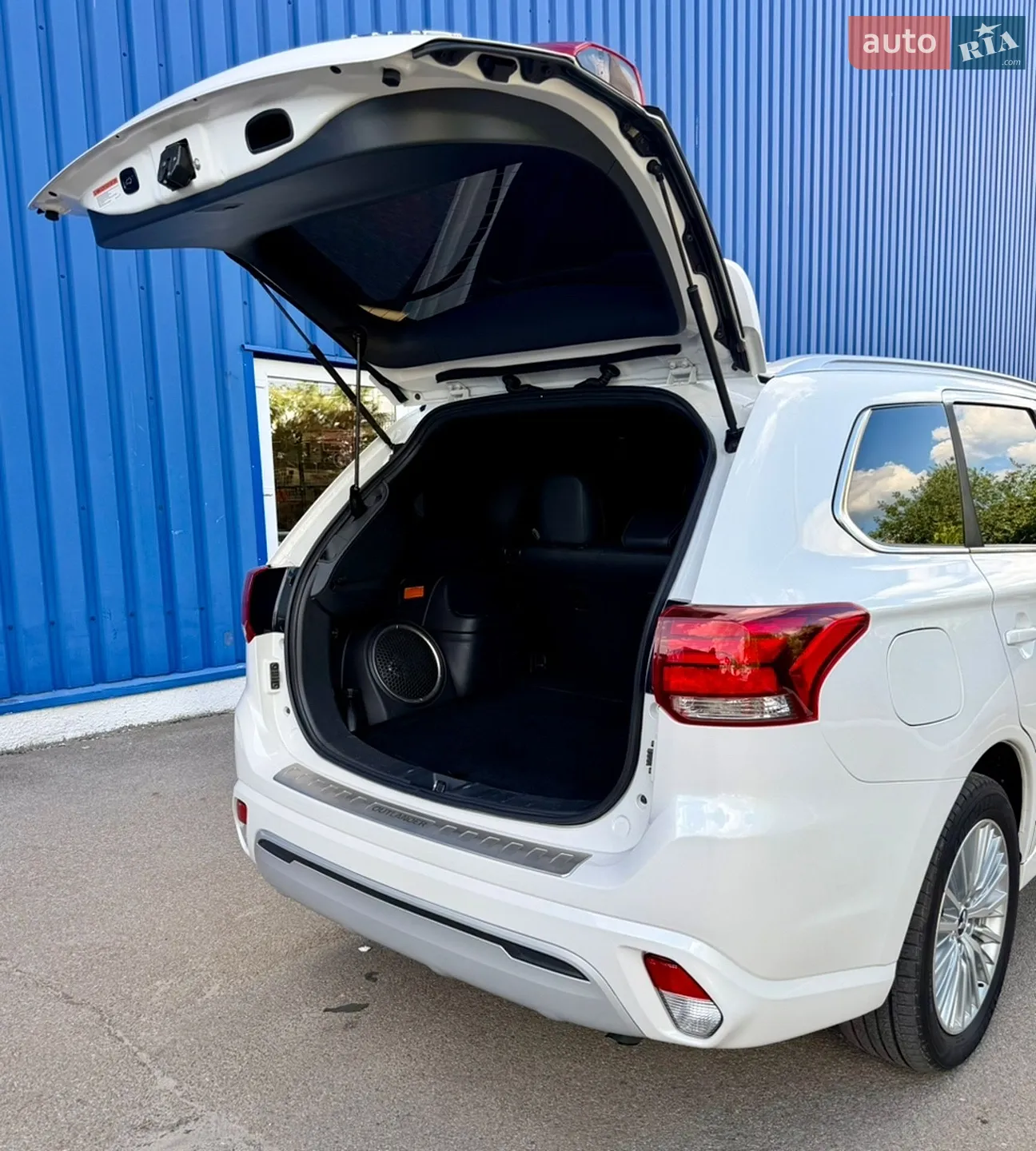 2019 Mitsubishi Outlander - мініатюра 38