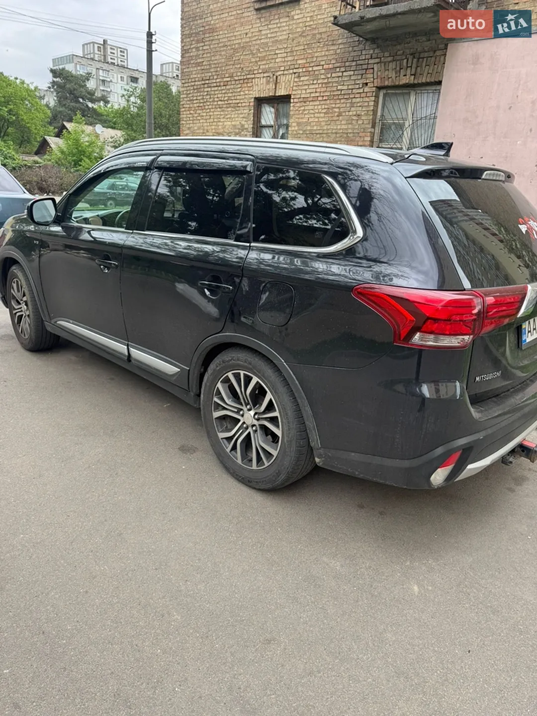 2017 Mitsubishi Outlander - мініатюра 3