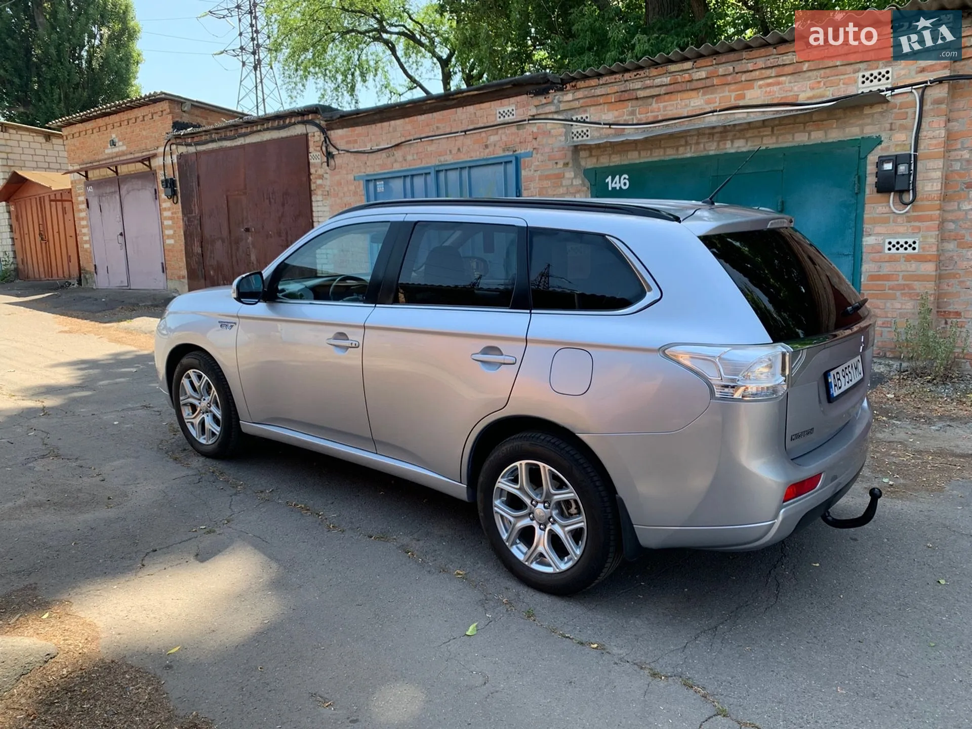 2014 Mitsubishi Outlander - мініатюра 16