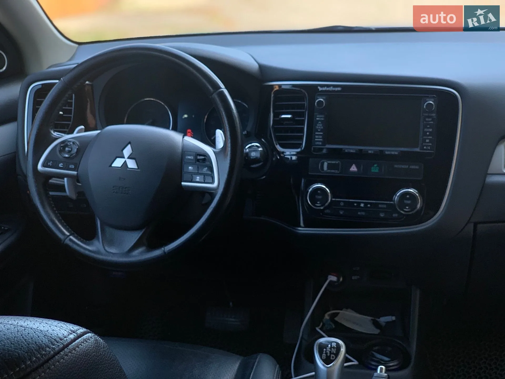 2014 Mitsubishi Outlander - мініатюра 20