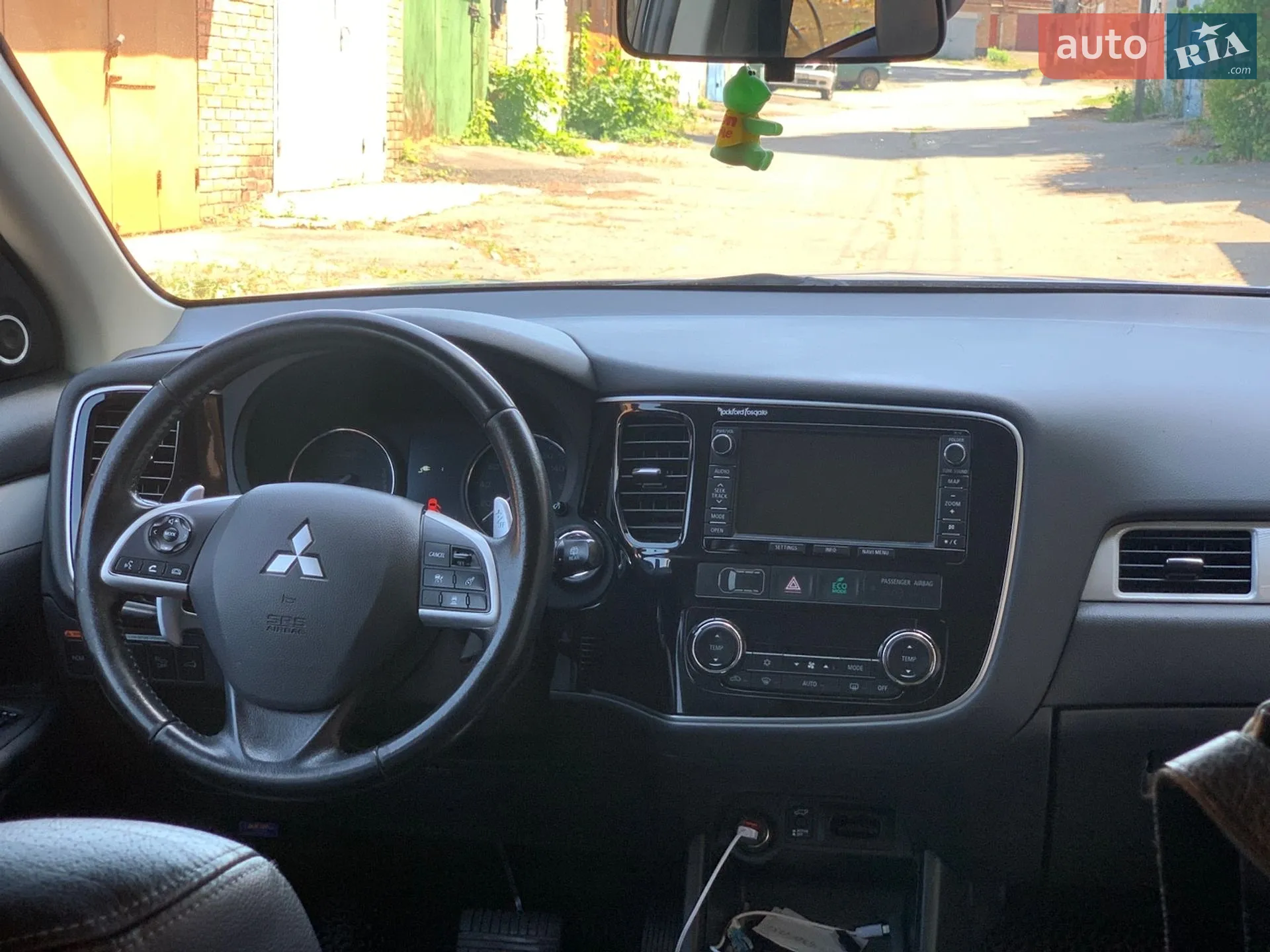 2014 Mitsubishi Outlander - мініатюра 21