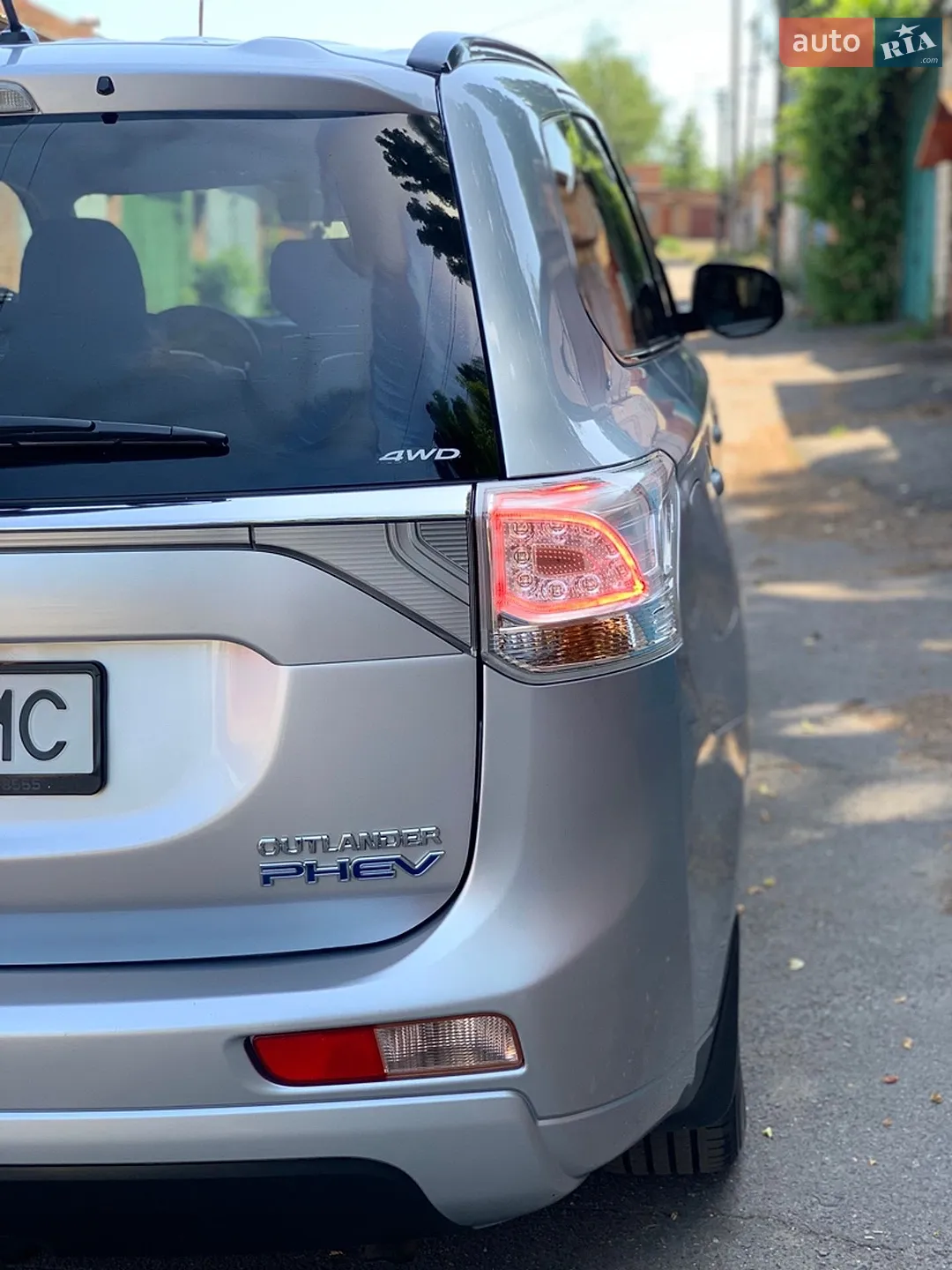 2014 Mitsubishi Outlander - мініатюра 18
